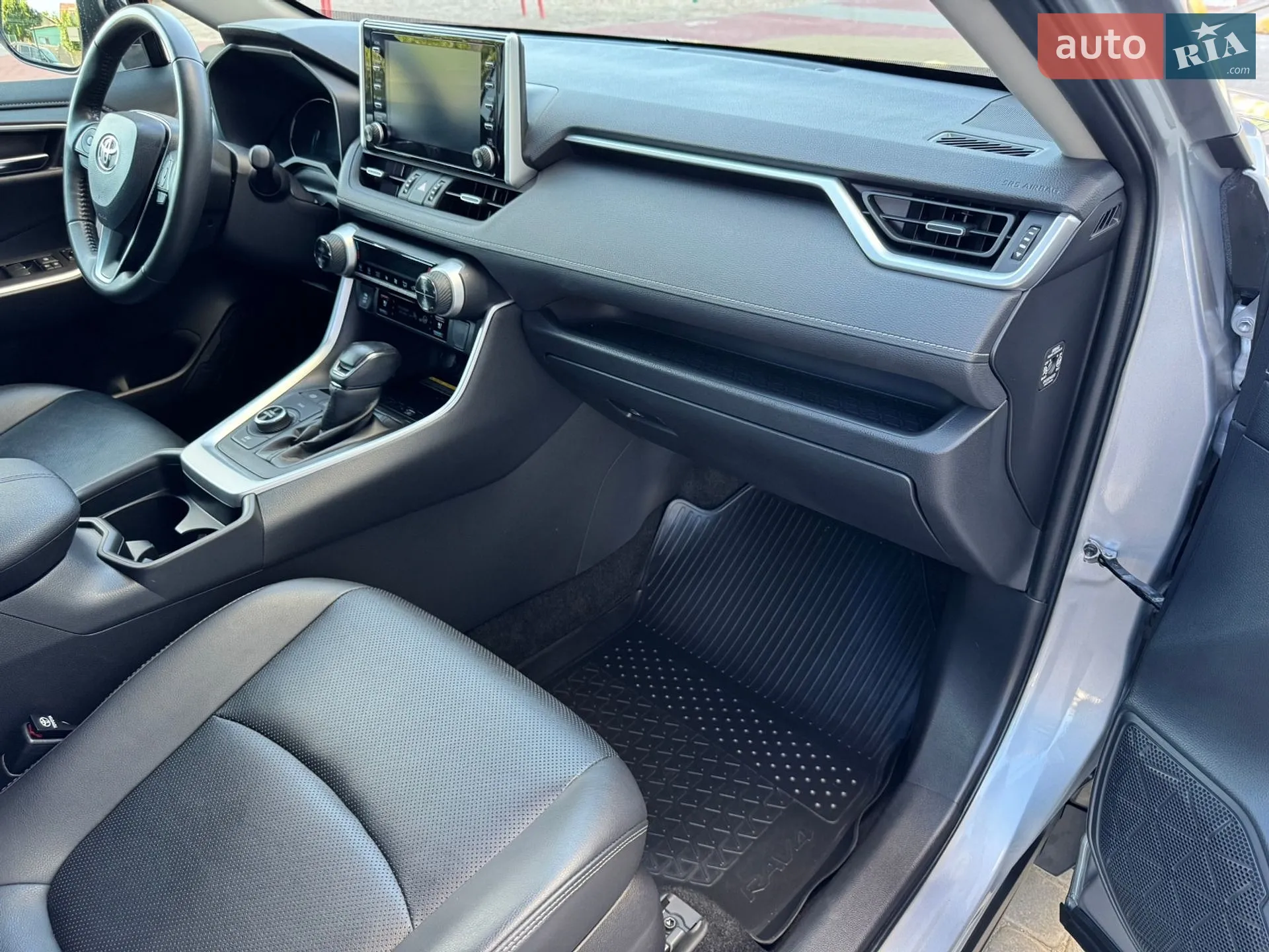 2021 Toyota RAV 4 - мініатюра 32