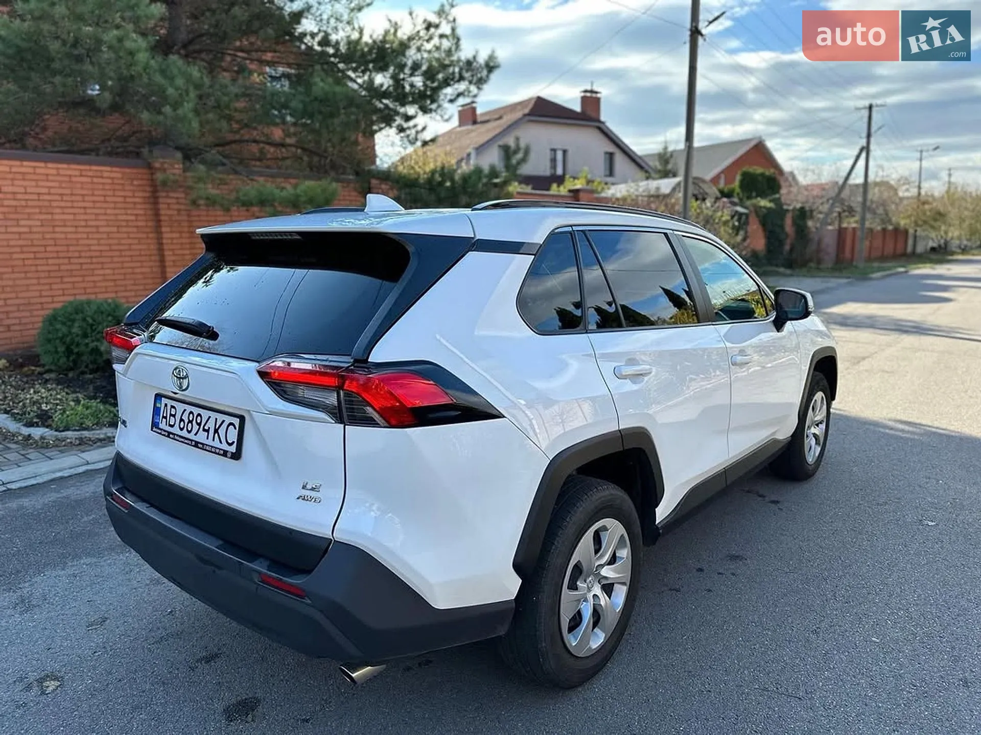 2019 Toyota RAV 4 - мініатюра 4