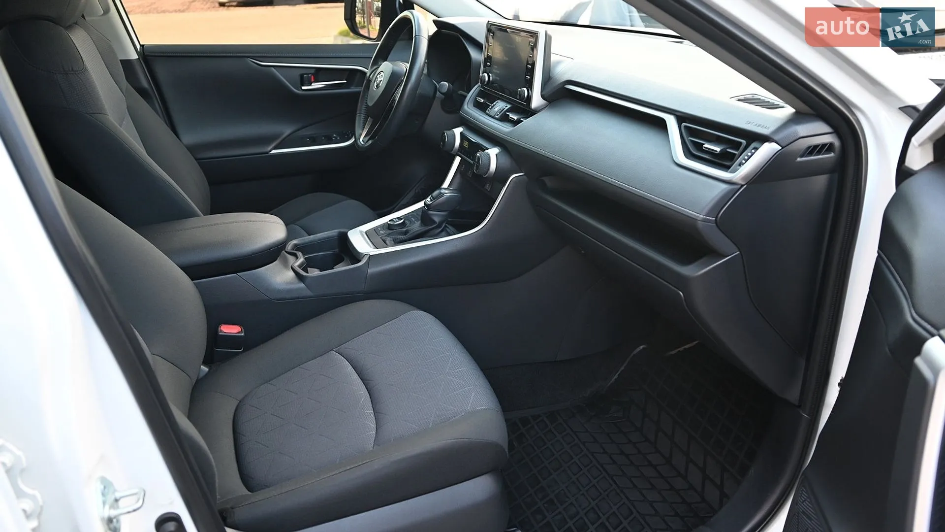2020 Toyota RAV 4 - мініатюра 6