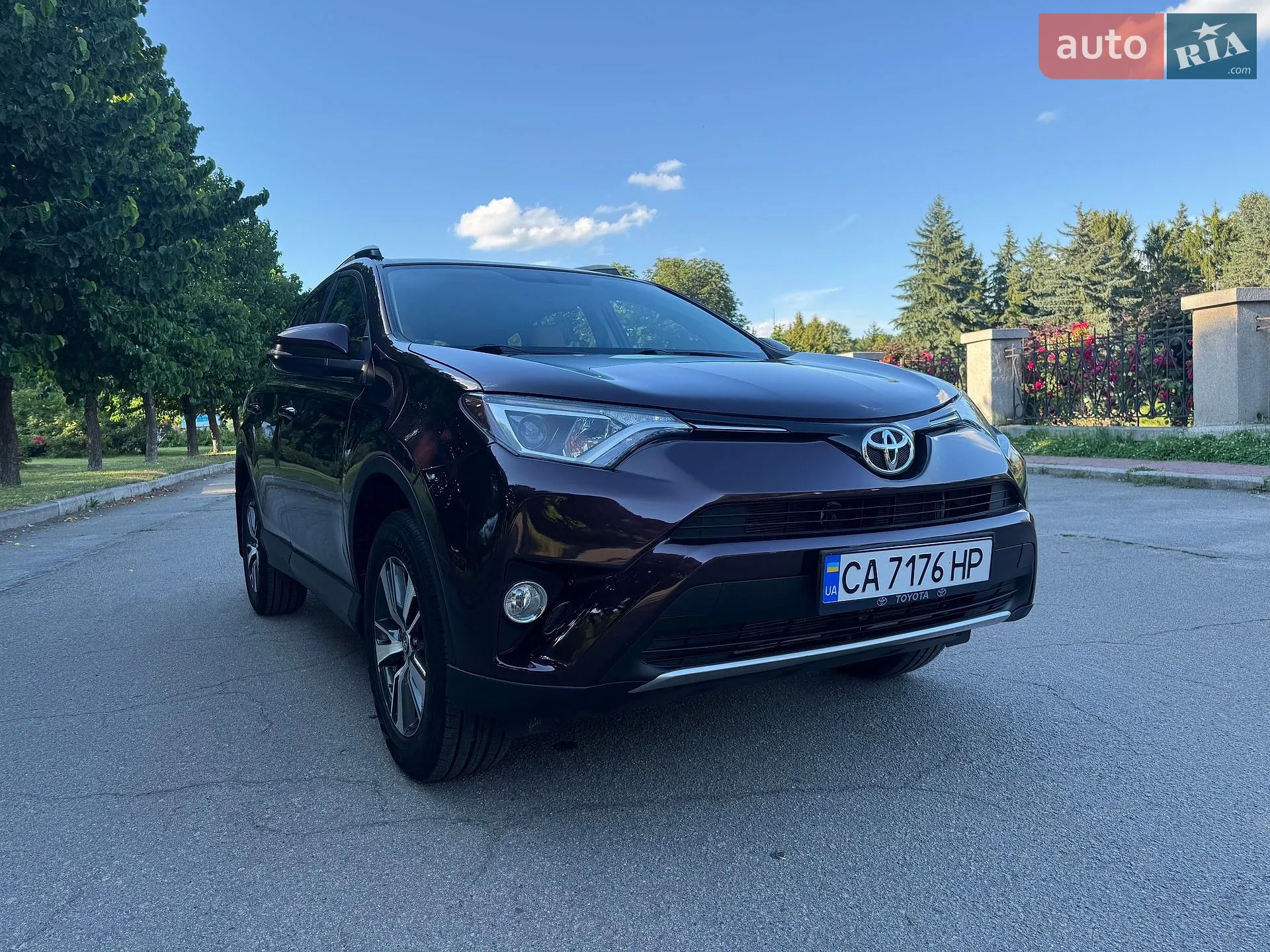 2016 Toyota RAV 4 - мініатюра 16