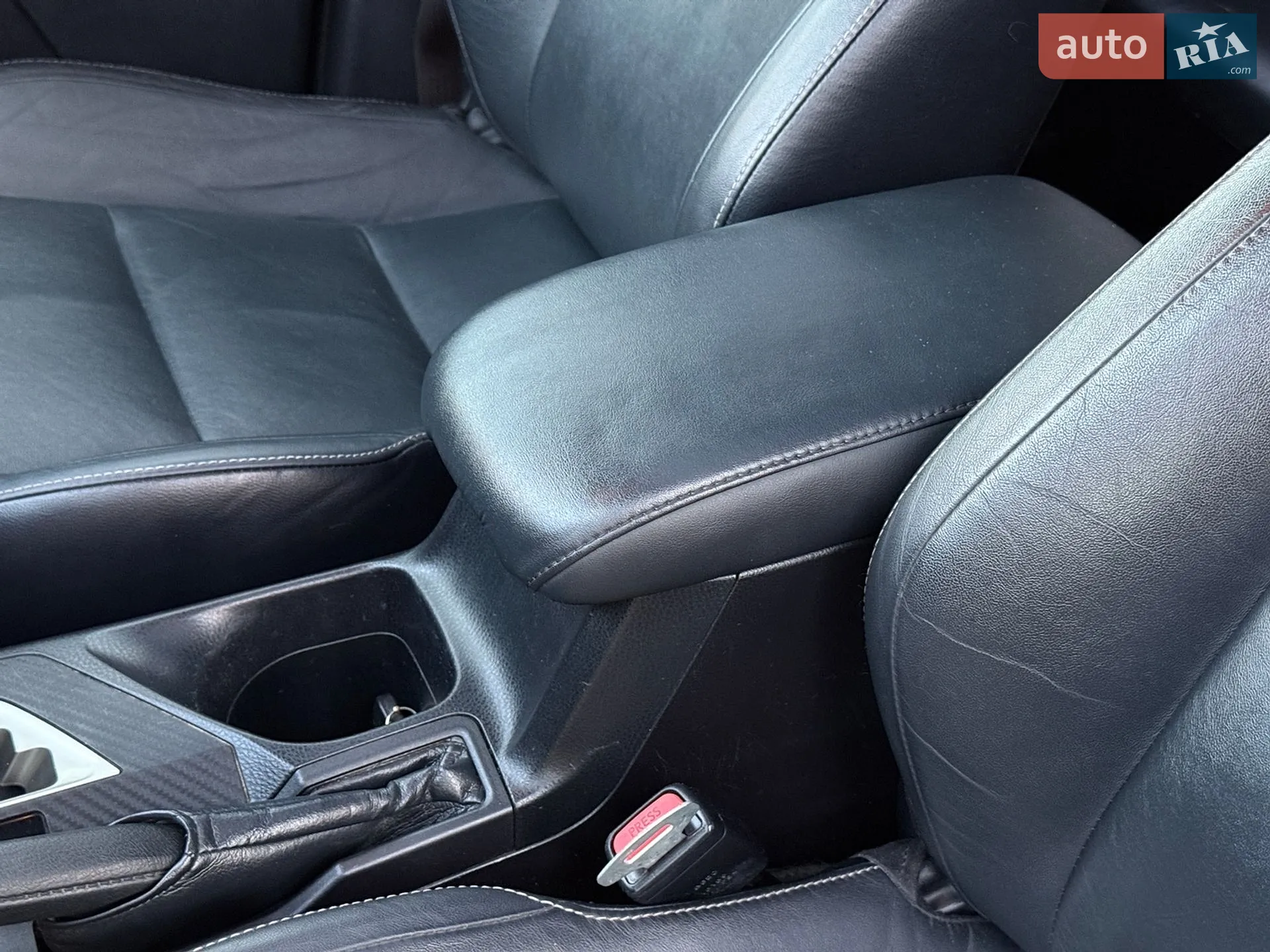 2013 Toyota RAV 4 - мініатюра 16