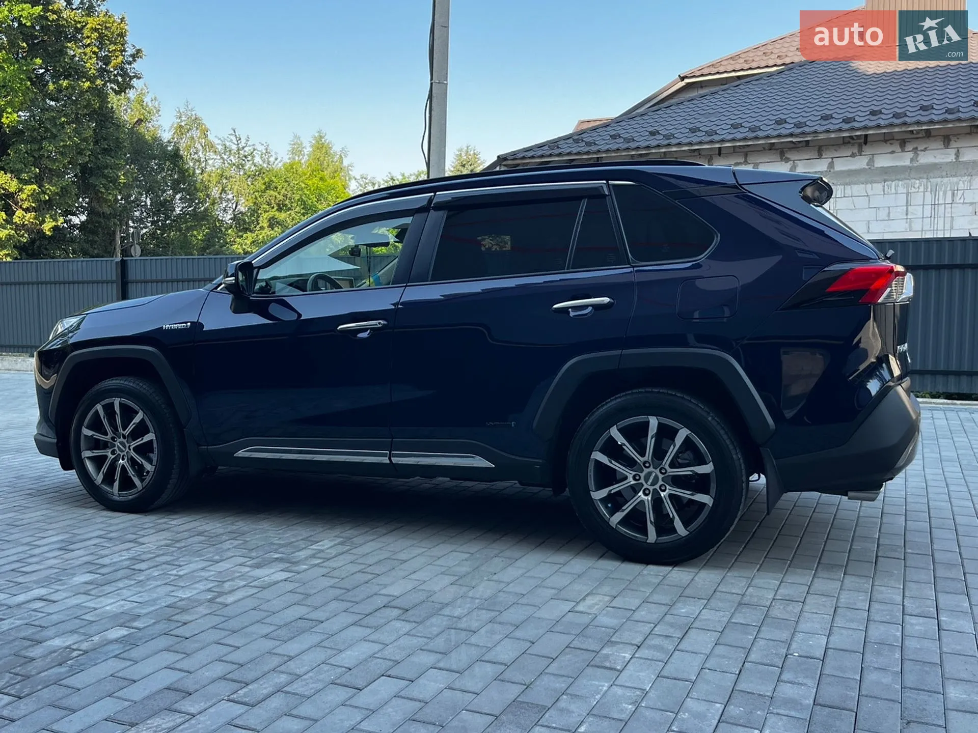 2019 Toyota RAV 4 - мініатюра 12