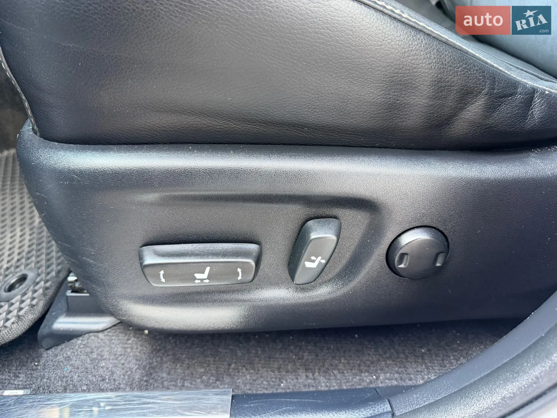 2014 Toyota RAV 4 - мініатюра 22