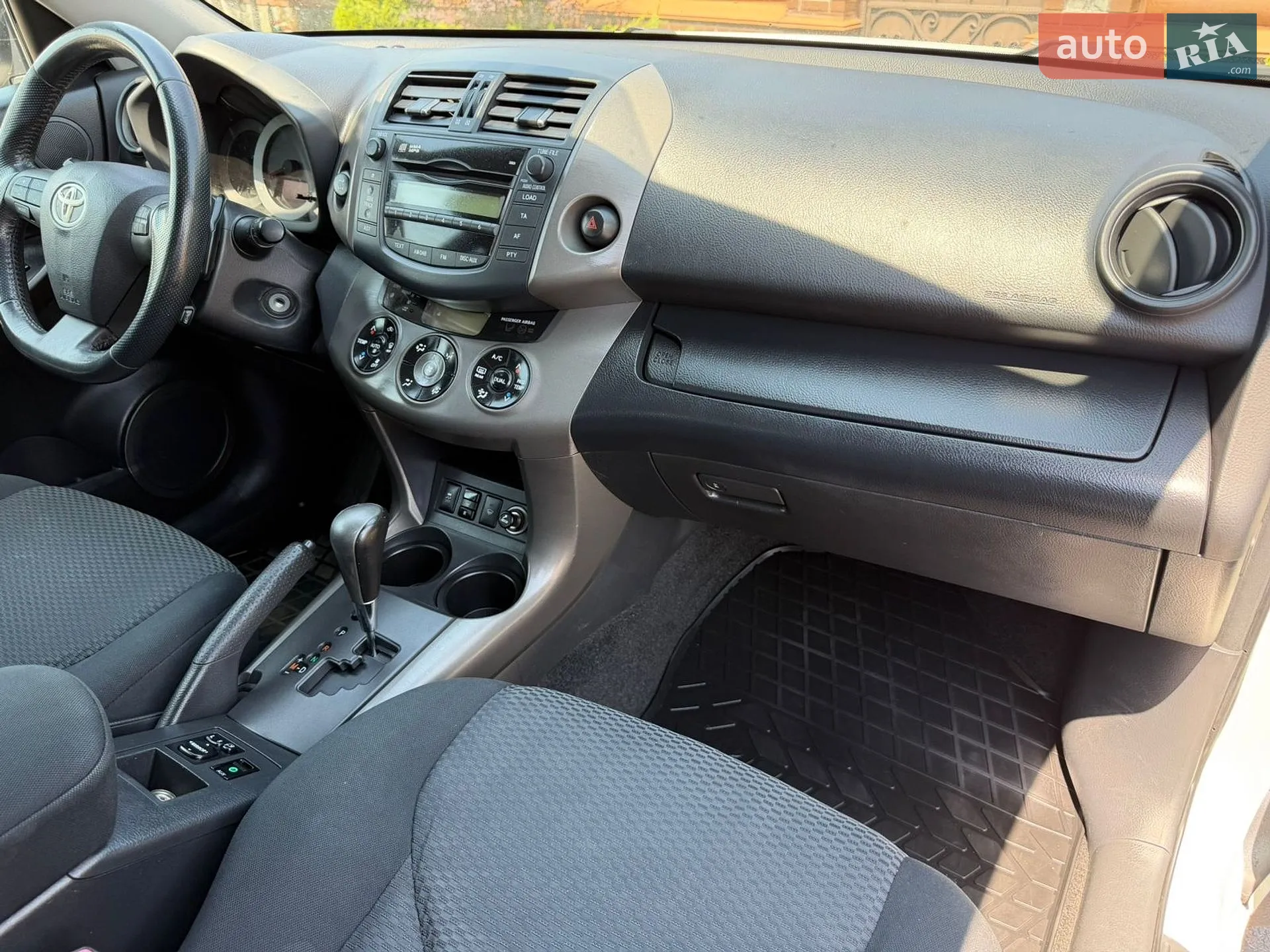 2010 Toyota RAV 4 - мініатюра 57