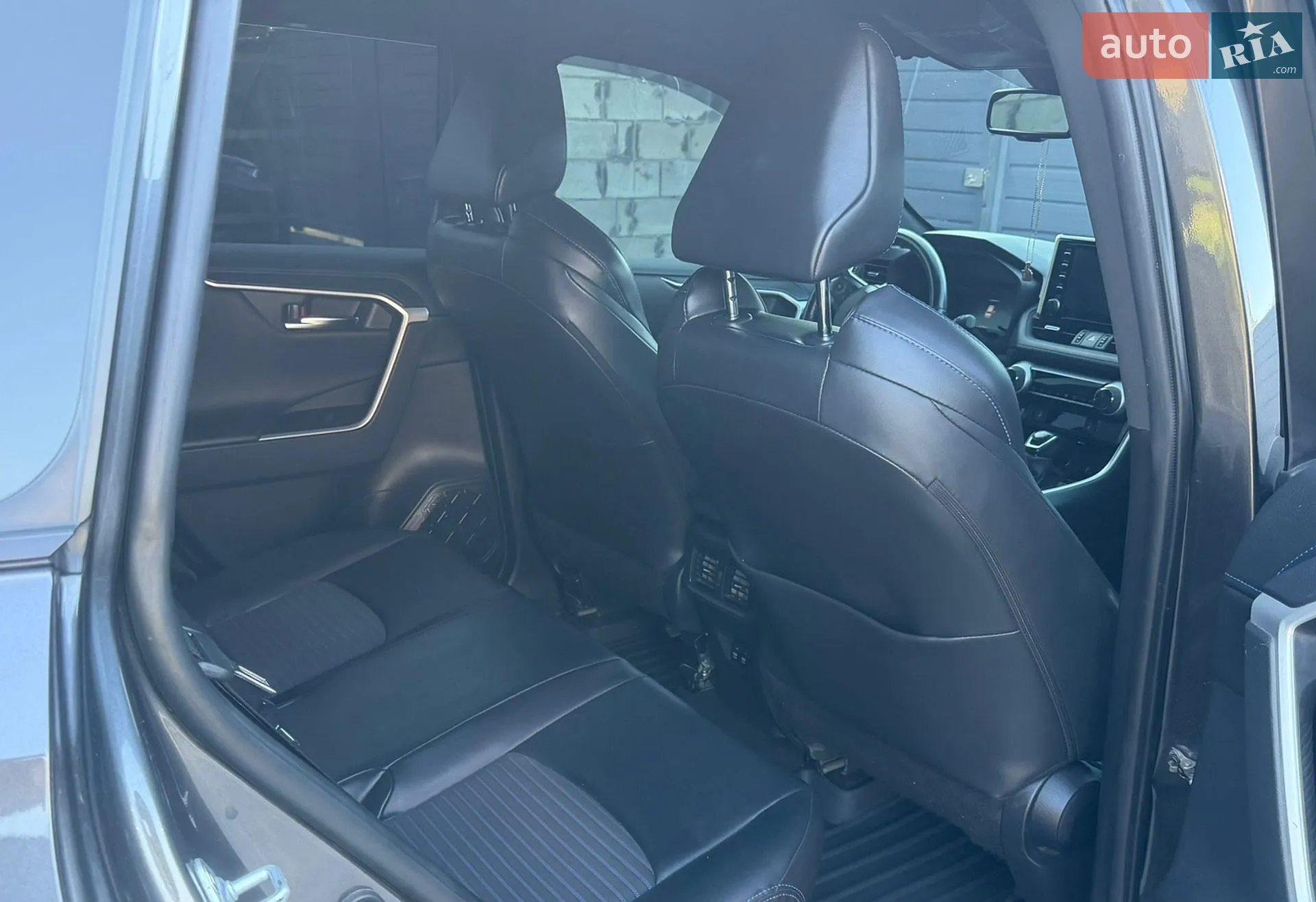 2019 Toyota RAV 4 - мініатюра 24