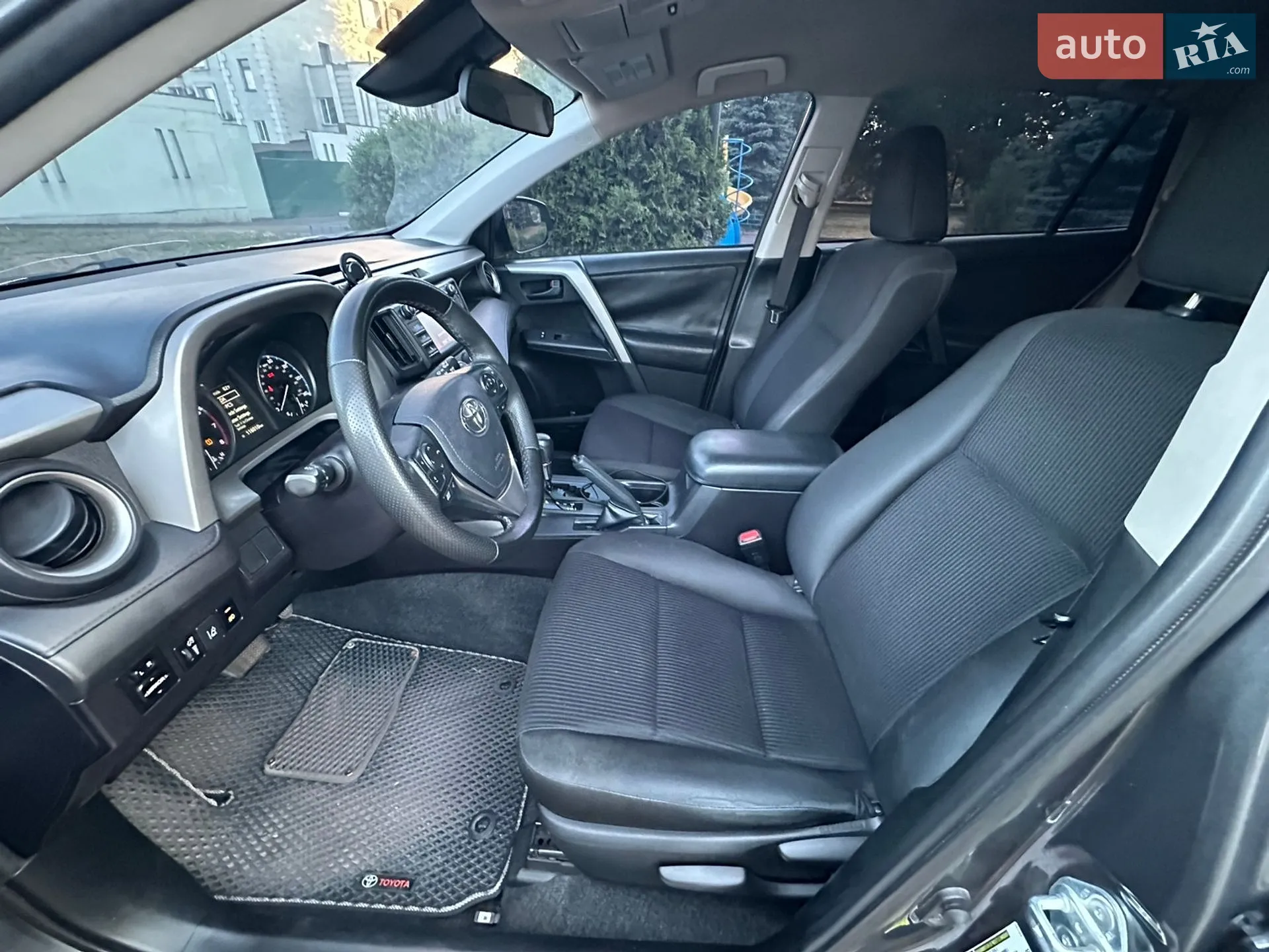 2017 Toyota RAV 4 - мініатюра 17
