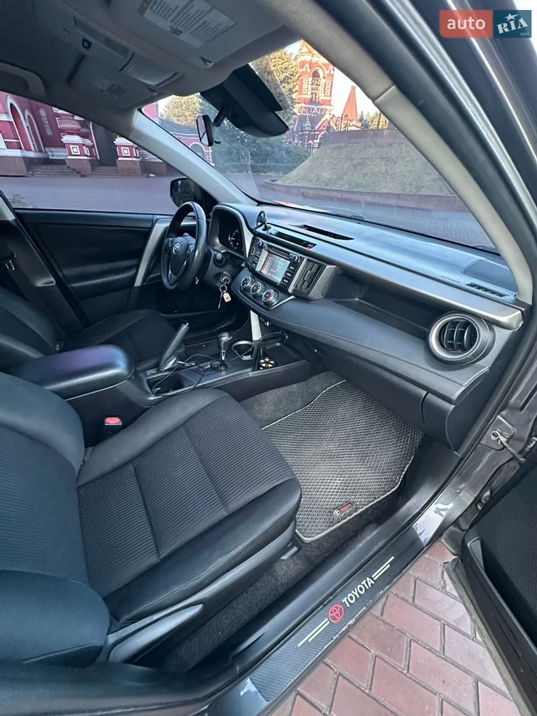 2017 Toyota RAV 4 - мініатюра 23