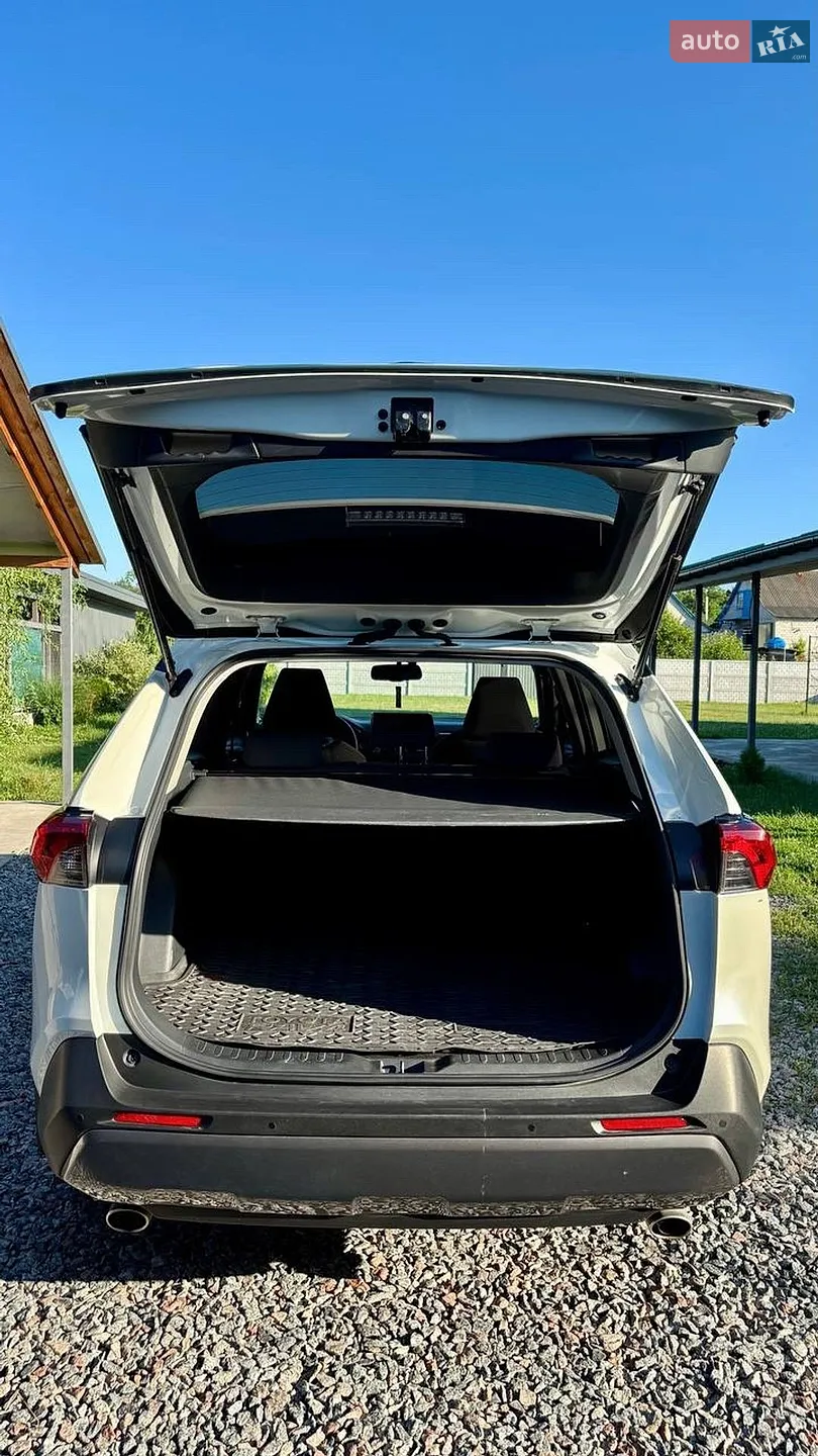 2019 Toyota RAV 4 - мініатюра 4