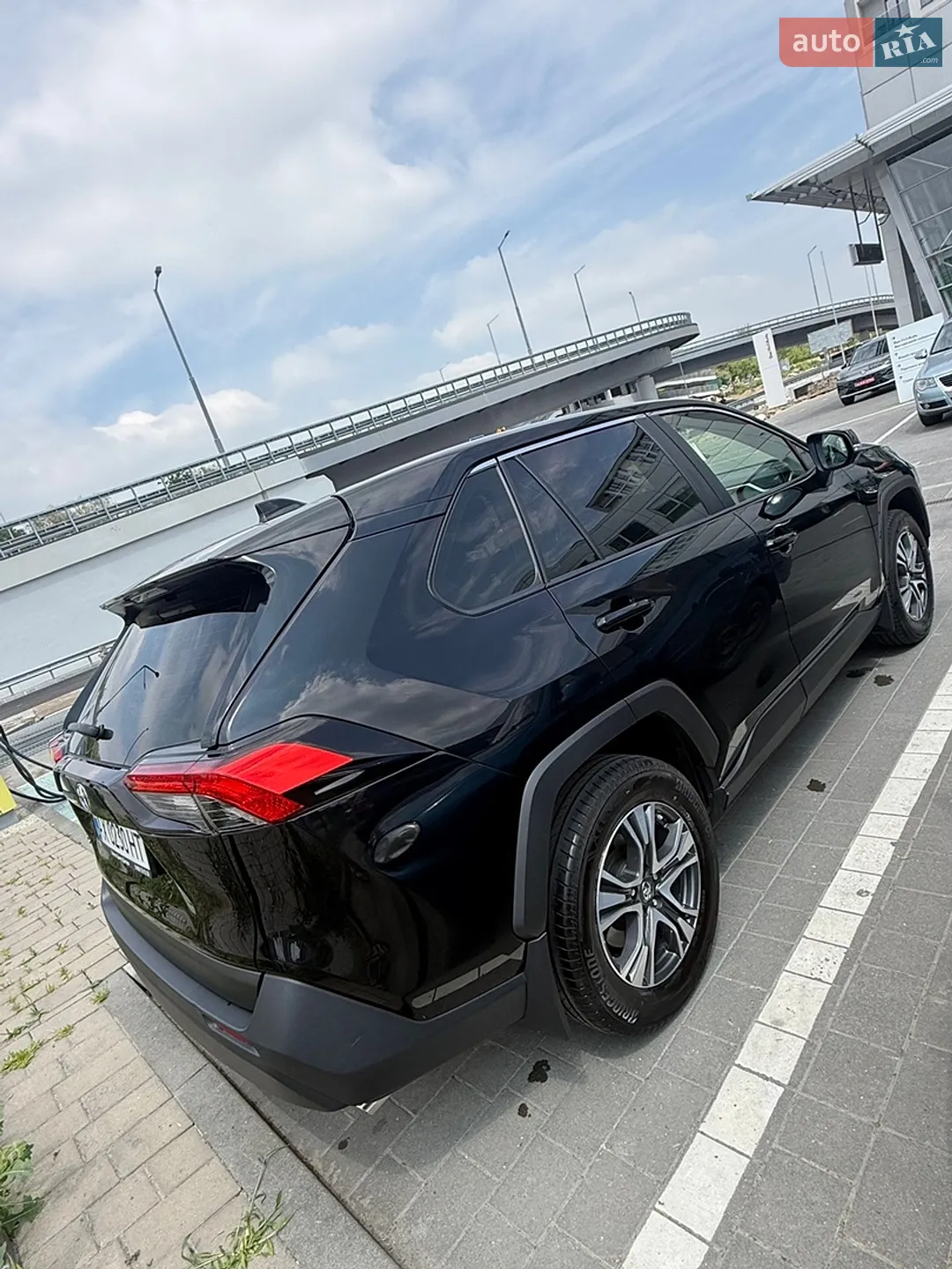 2022 Toyota RAV 4 - мініатюра 5