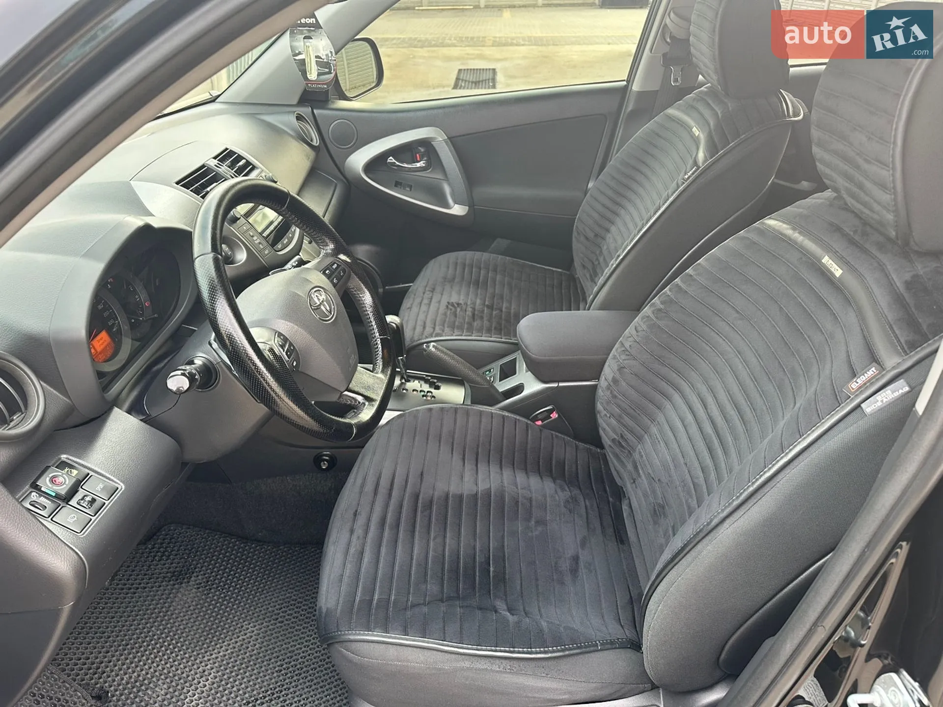 2011 Toyota RAV 4 - мініатюра 24