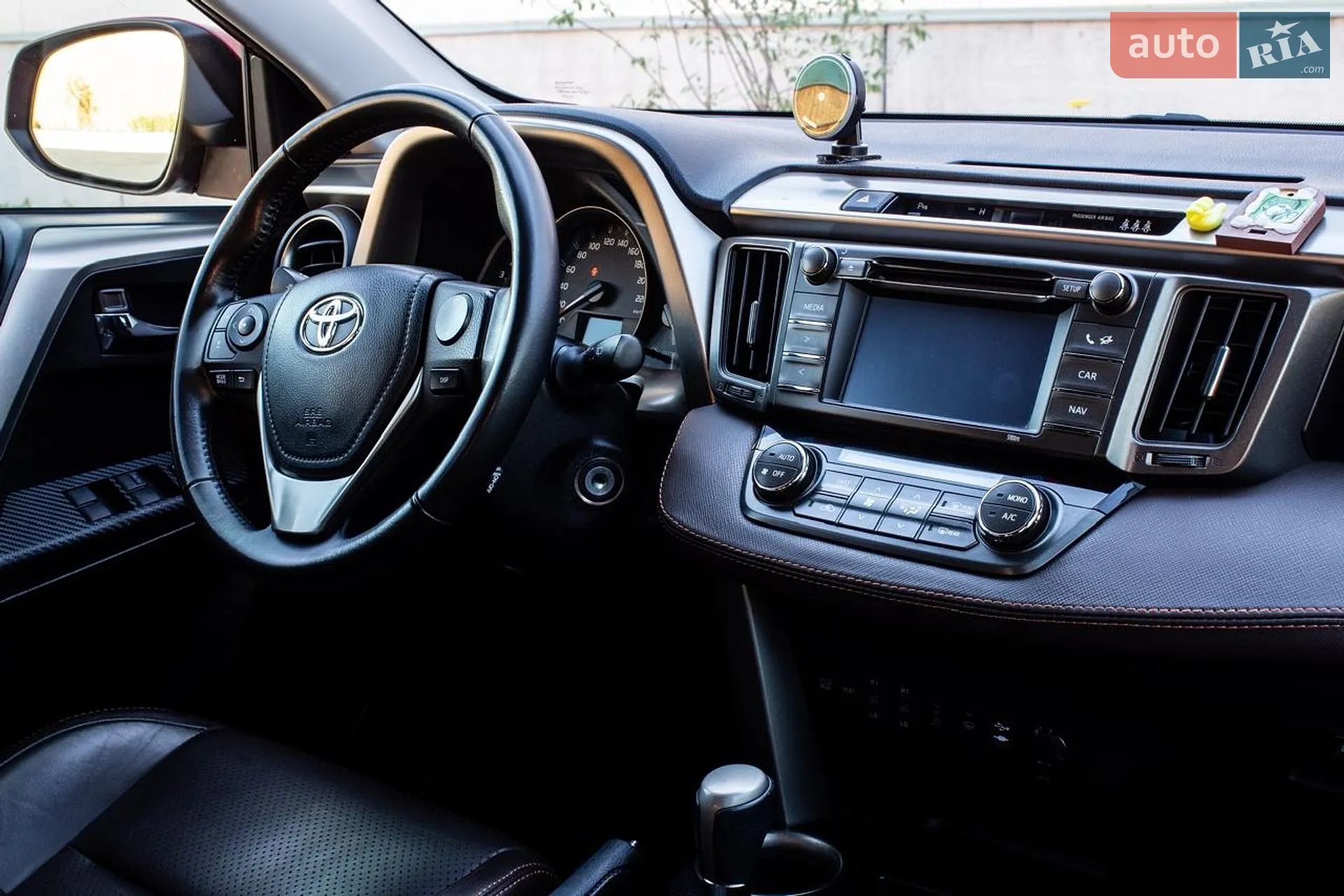 2014 Toyota RAV 4 - мініатюра 39