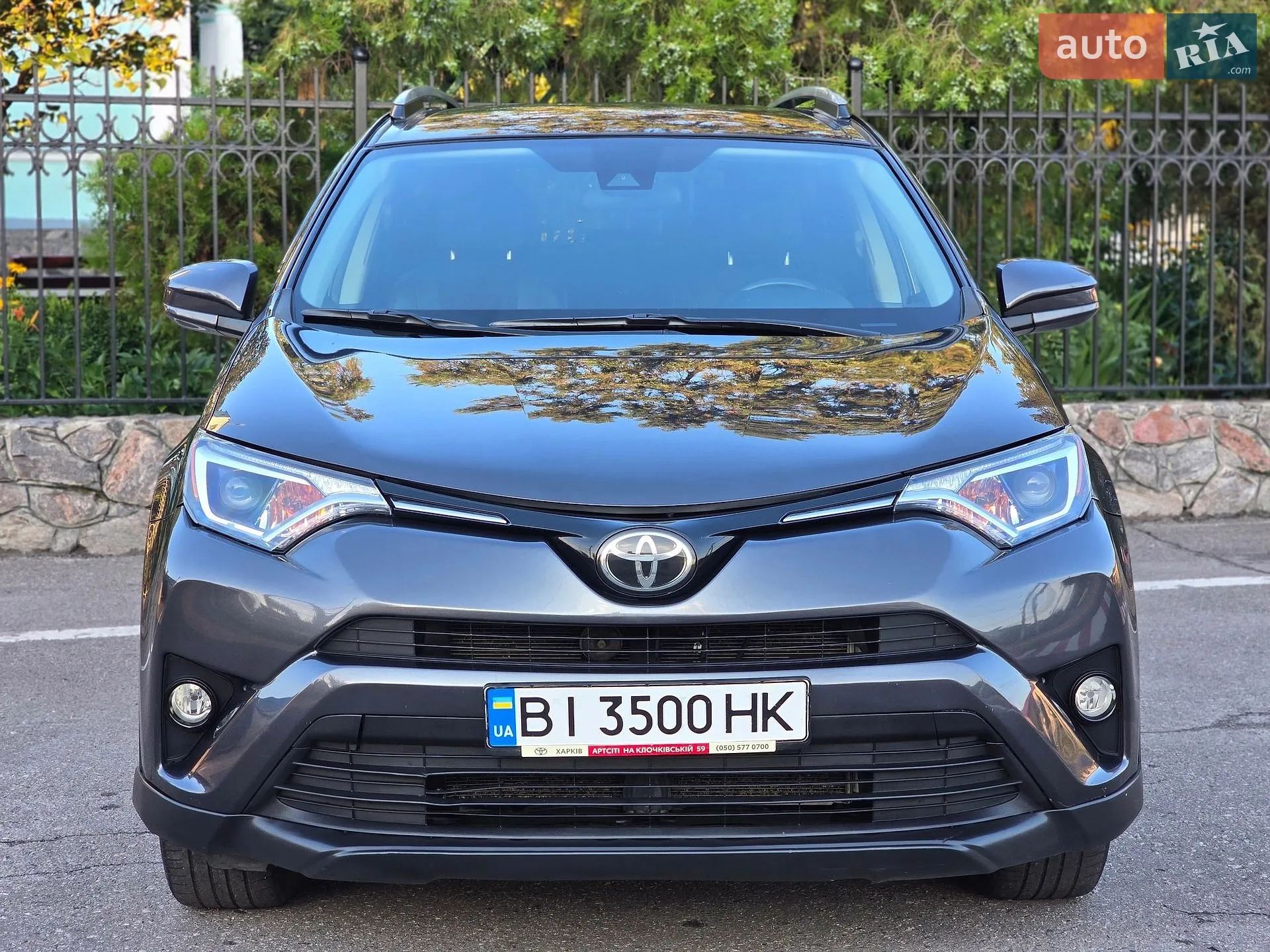 2017 Toyota RAV 4 - мініатюра 2