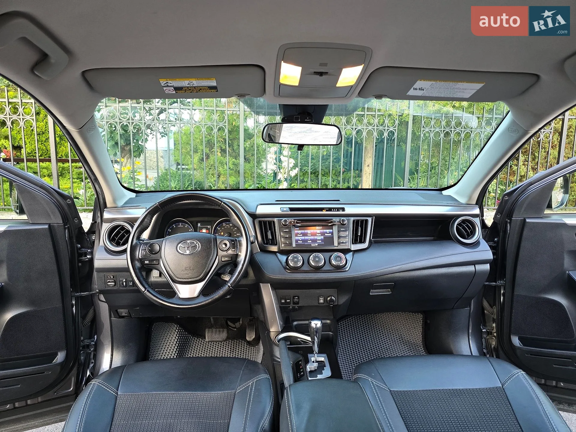 2017 Toyota RAV 4 - мініатюра 46
