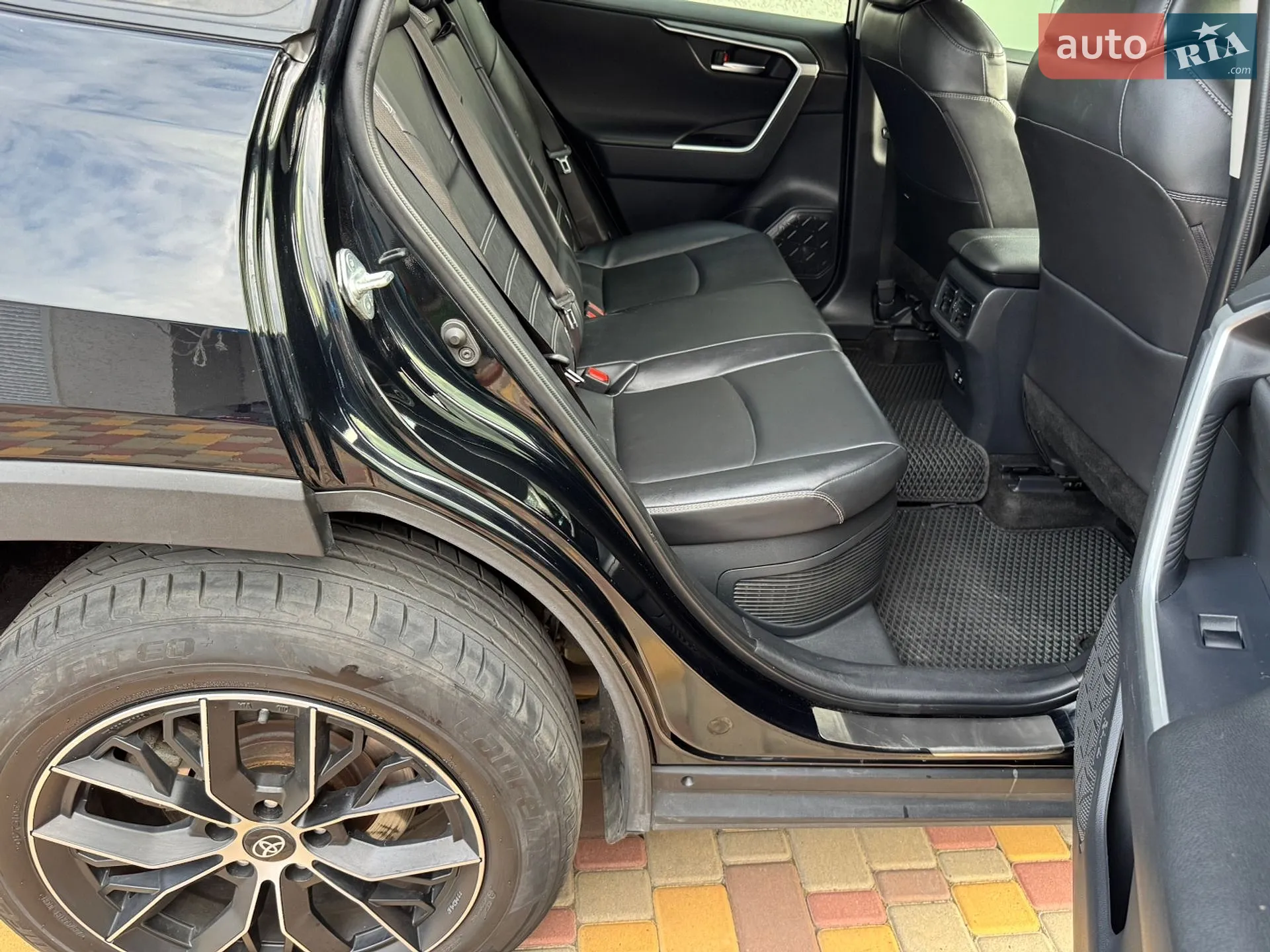 2019 Toyota RAV 4 - мініатюра 23