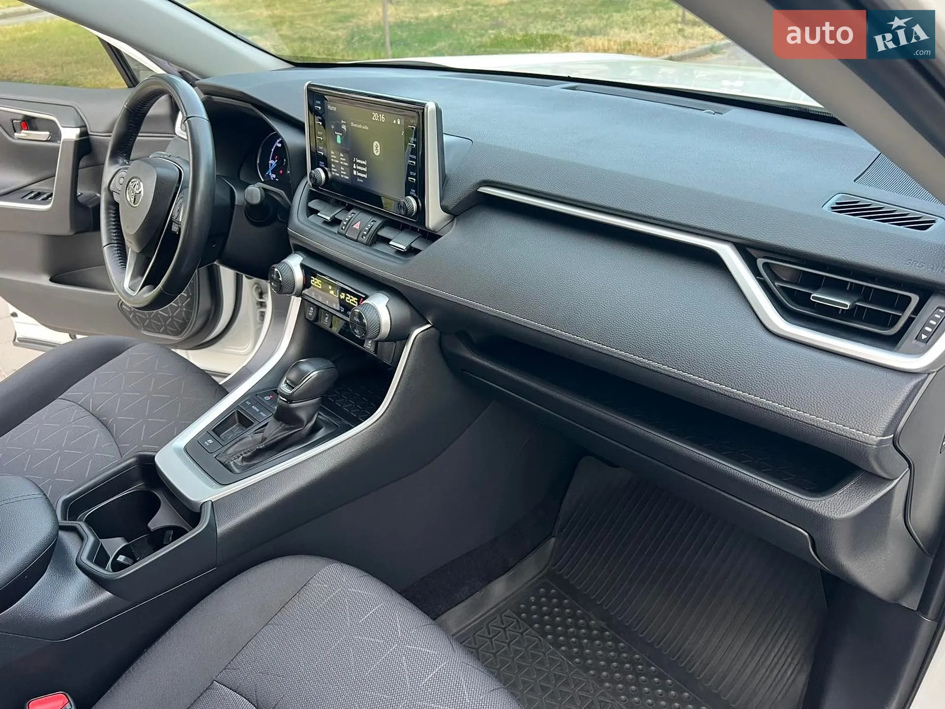 2020 Toyota RAV 4 - мініатюра 61