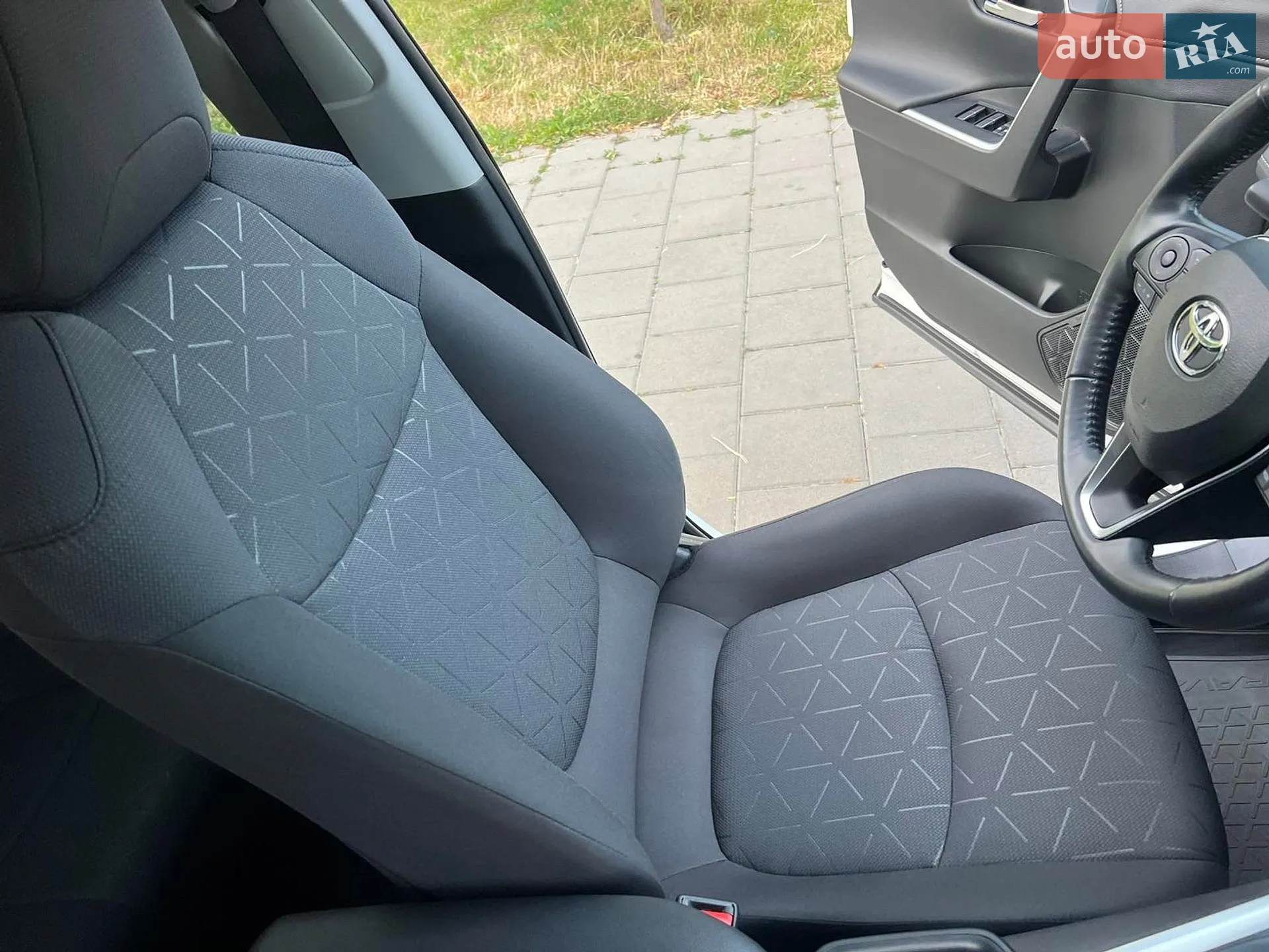 2020 Toyota RAV 4 - мініатюра 75