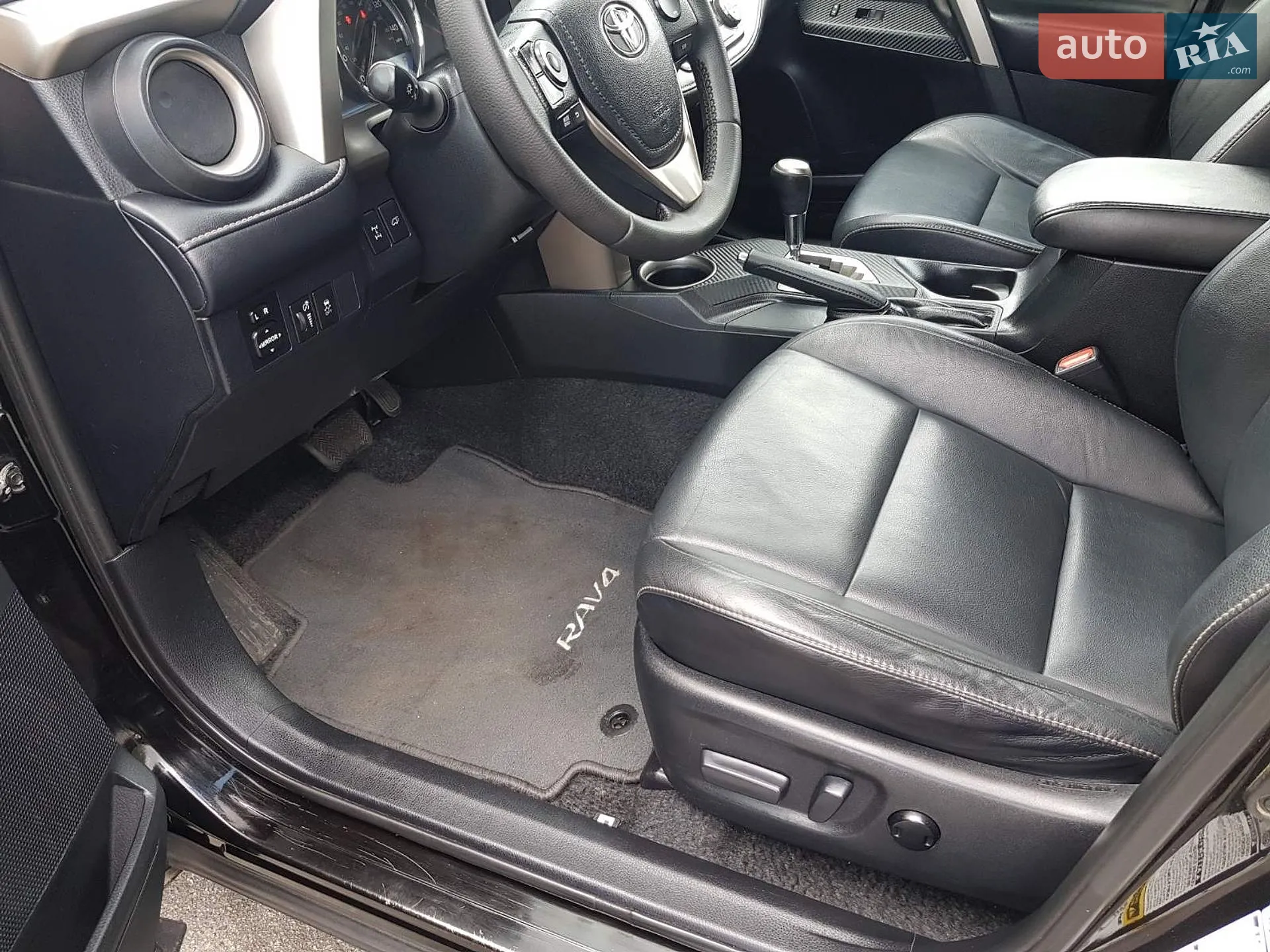 2013 Toyota RAV 4 - мініатюра 30