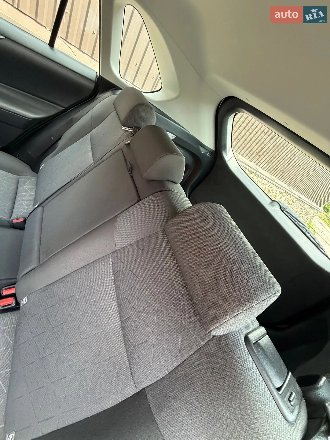 2019 Toyota RAV 4 - мініатюра 25