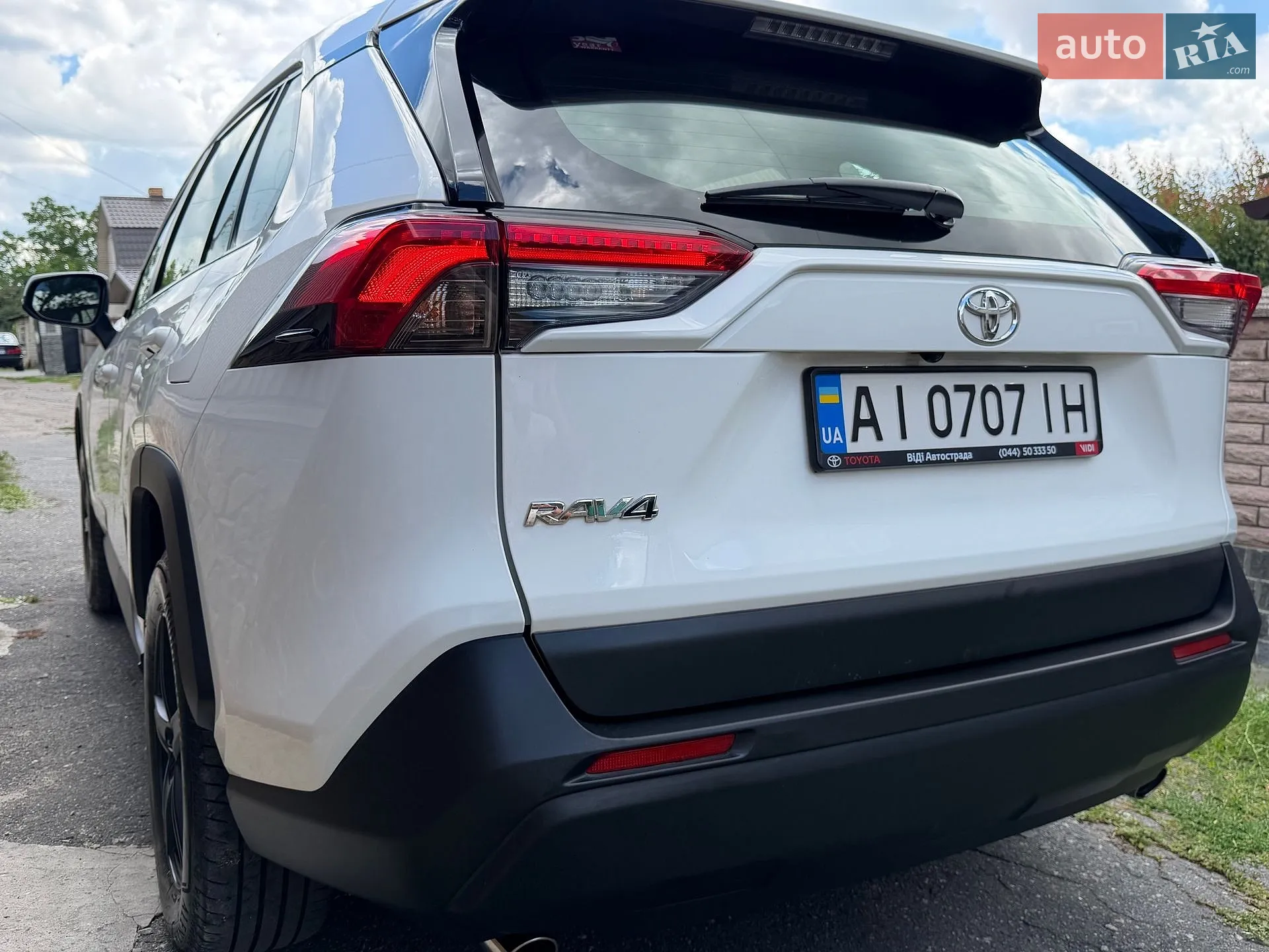 2019 Toyota RAV 4 - мініатюра 29