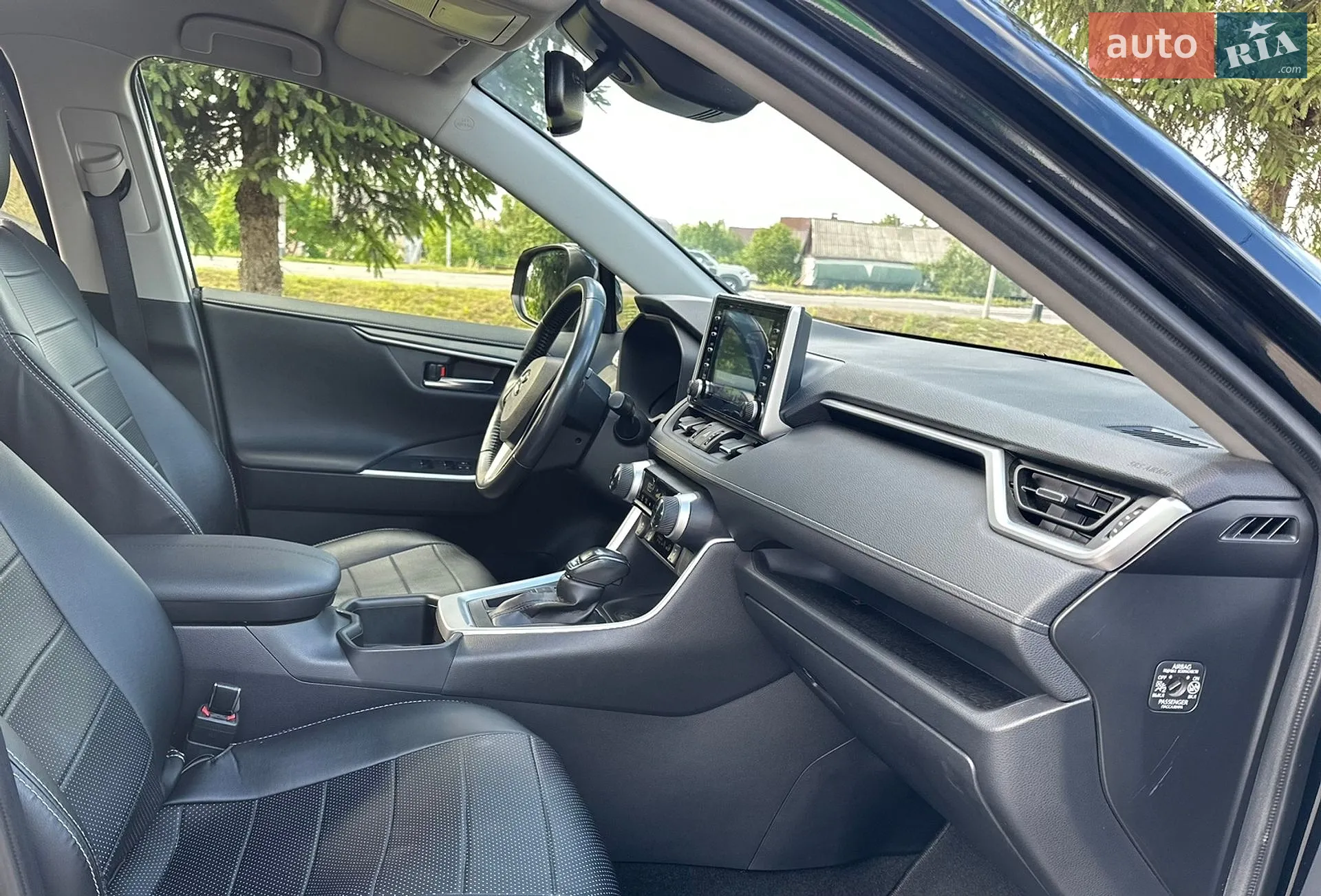 2022 Toyota RAV 4 - мініатюра 17