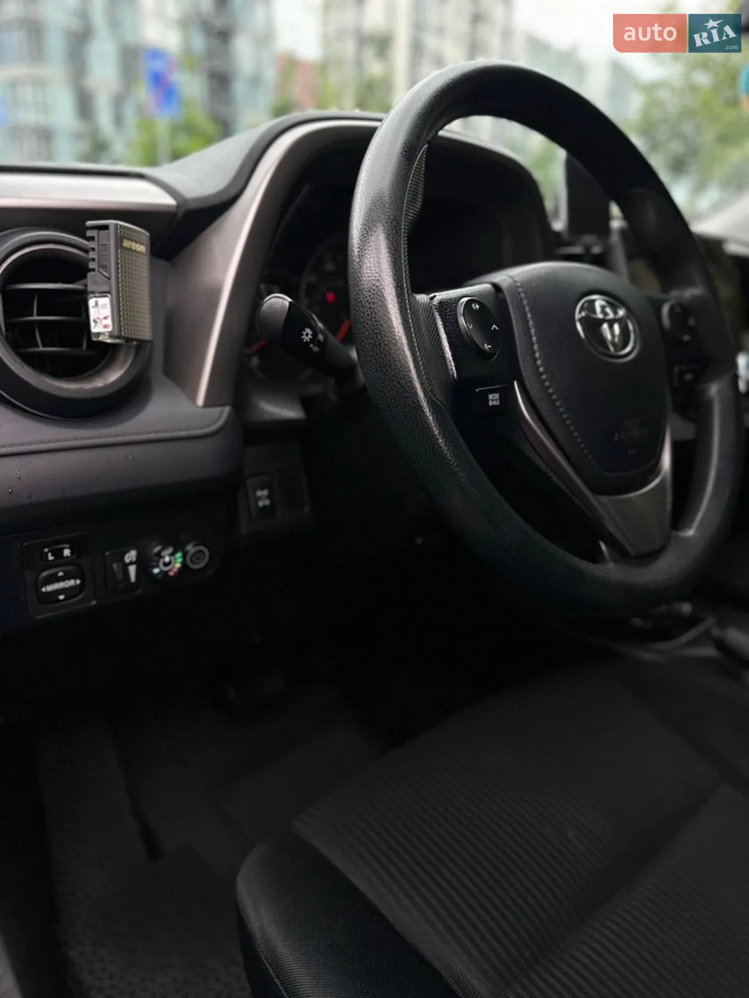 2015 Toyota RAV 4 - мініатюра 16