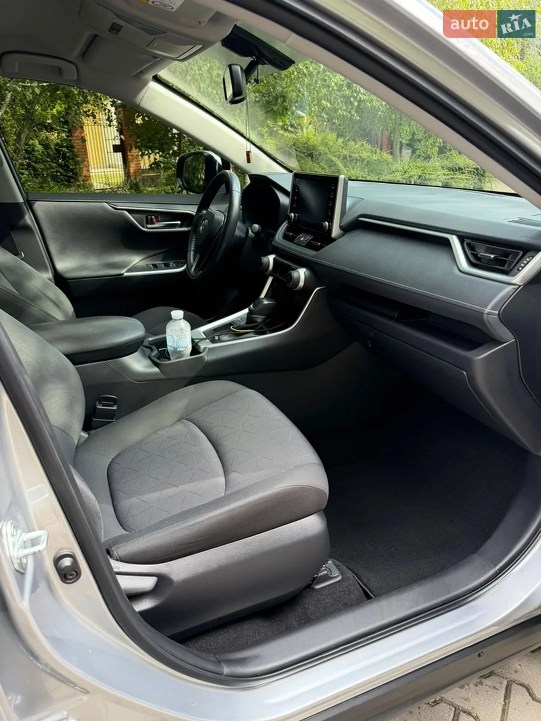 2019 Toyota RAV 4 - мініатюра 16