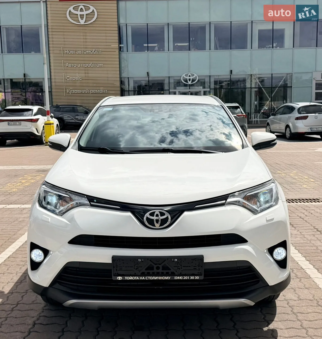 2018 Toyota RAV 4 - фото 1