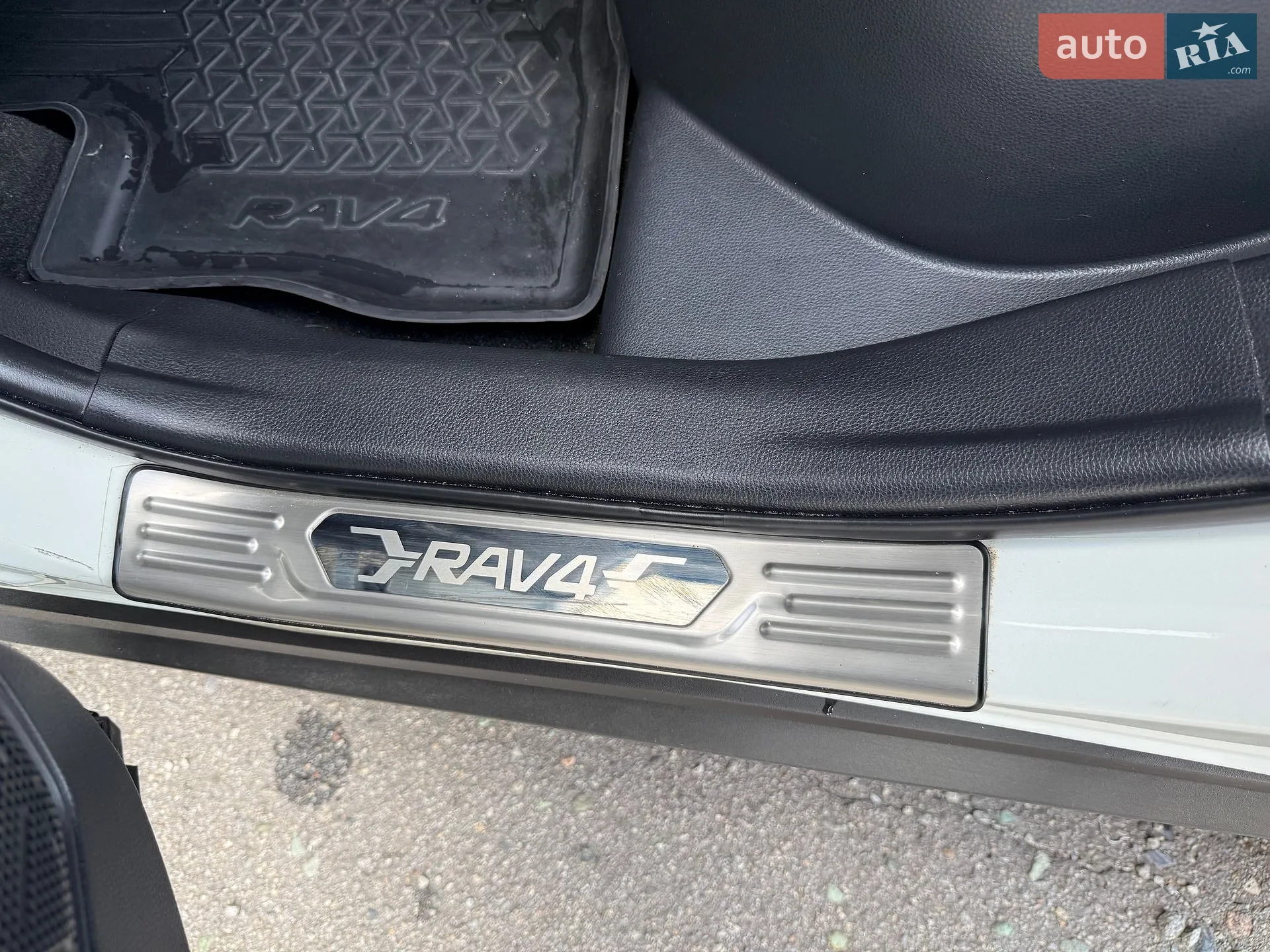 2019 Toyota RAV 4 - мініатюра 24