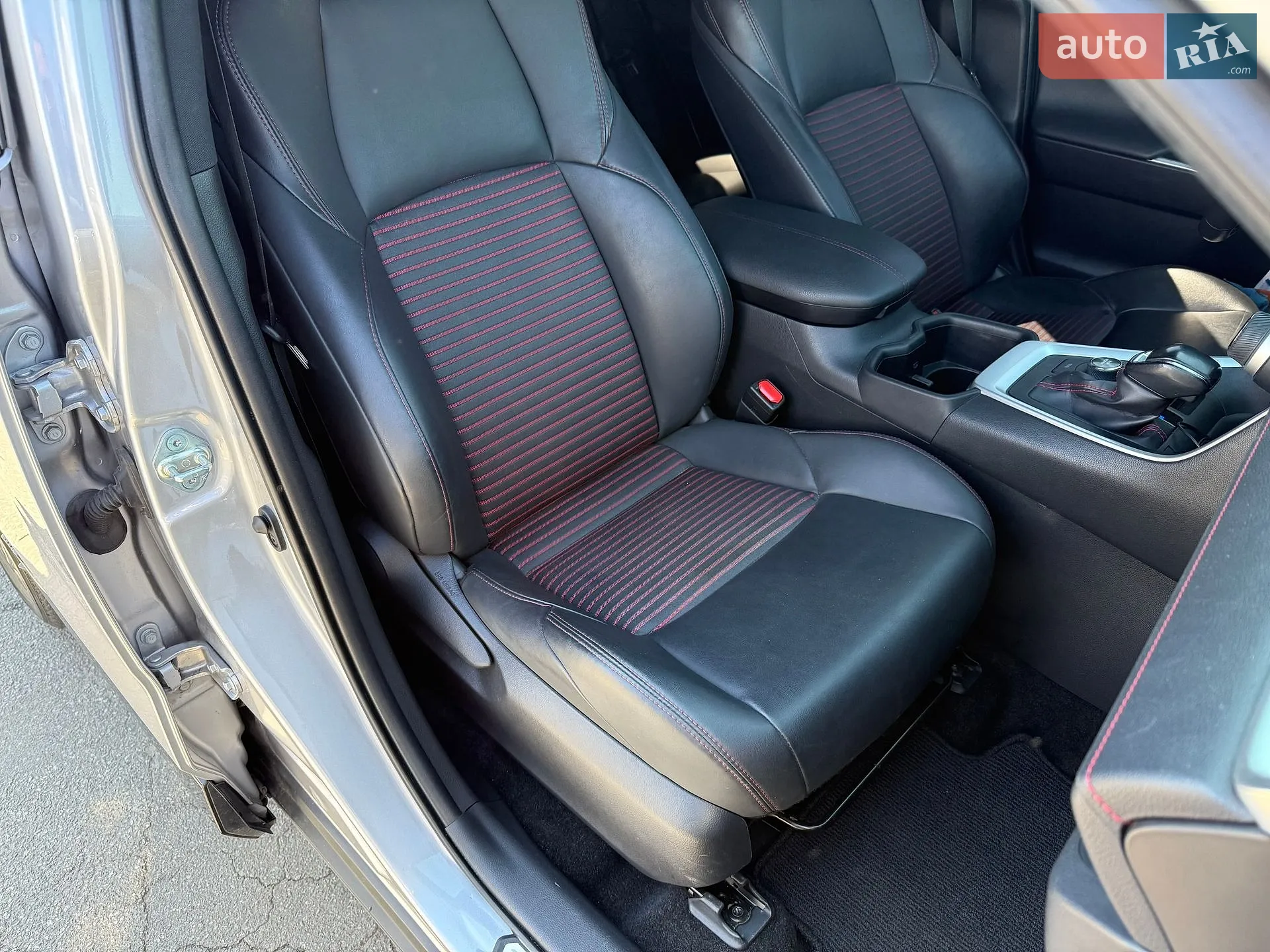 2023 Toyota RAV 4 - мініатюра 17