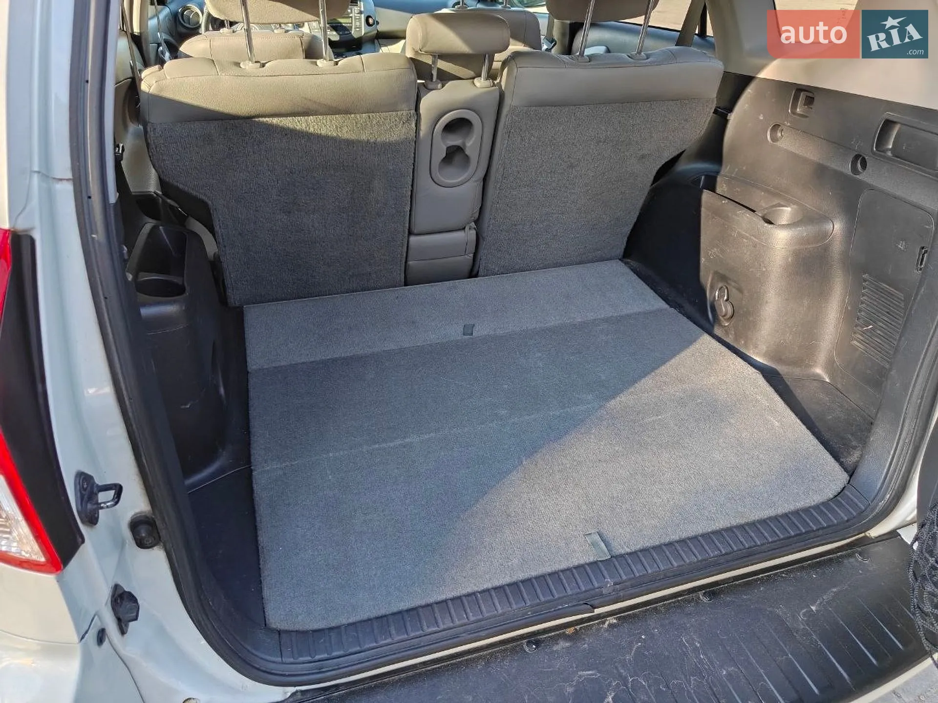 2011 Toyota RAV 4 - мініатюра 21