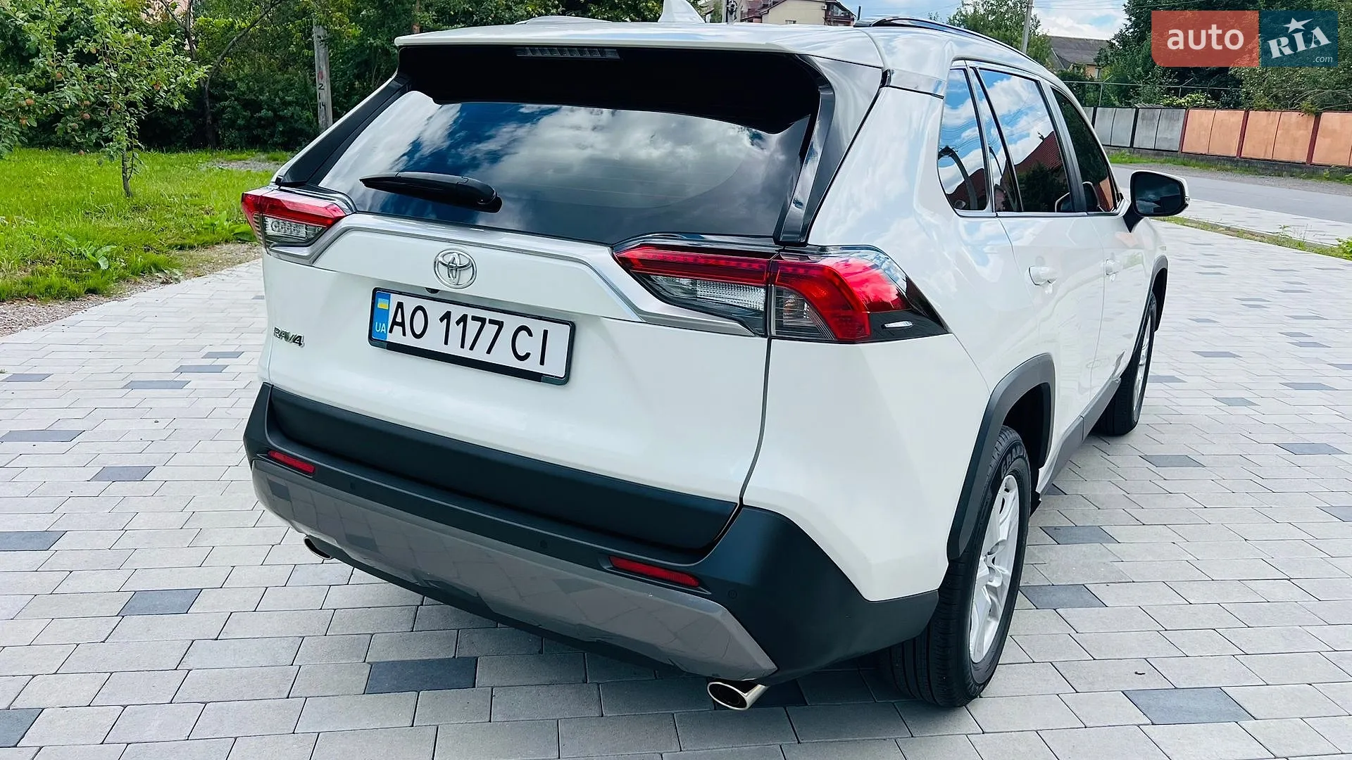 2020 Toyota RAV 4 - мініатюра 6