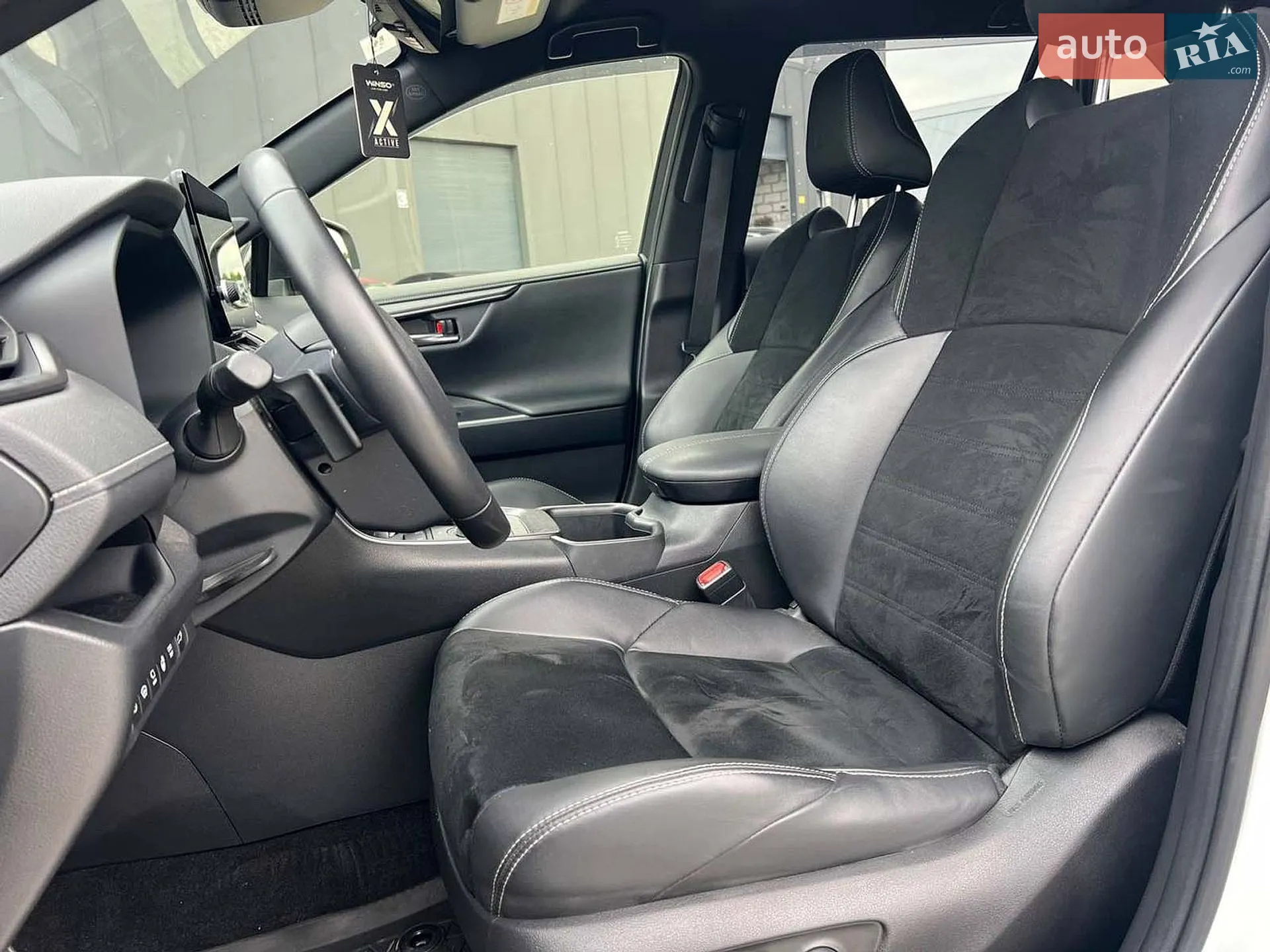 2024 Toyota RAV 4 - мініатюра 27