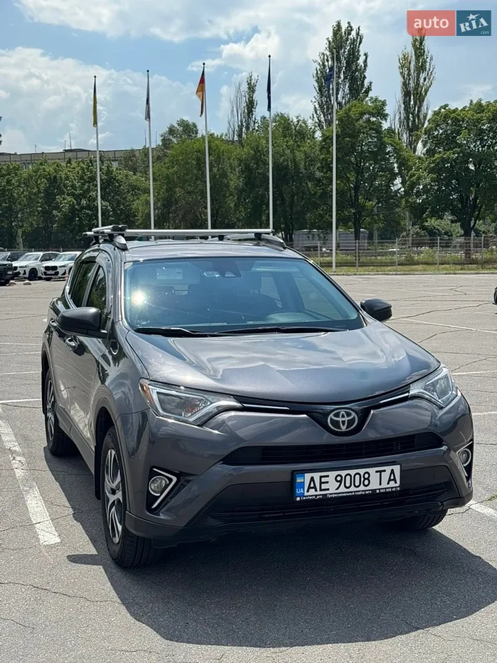2018 Toyota RAV 4 - мініатюра 7