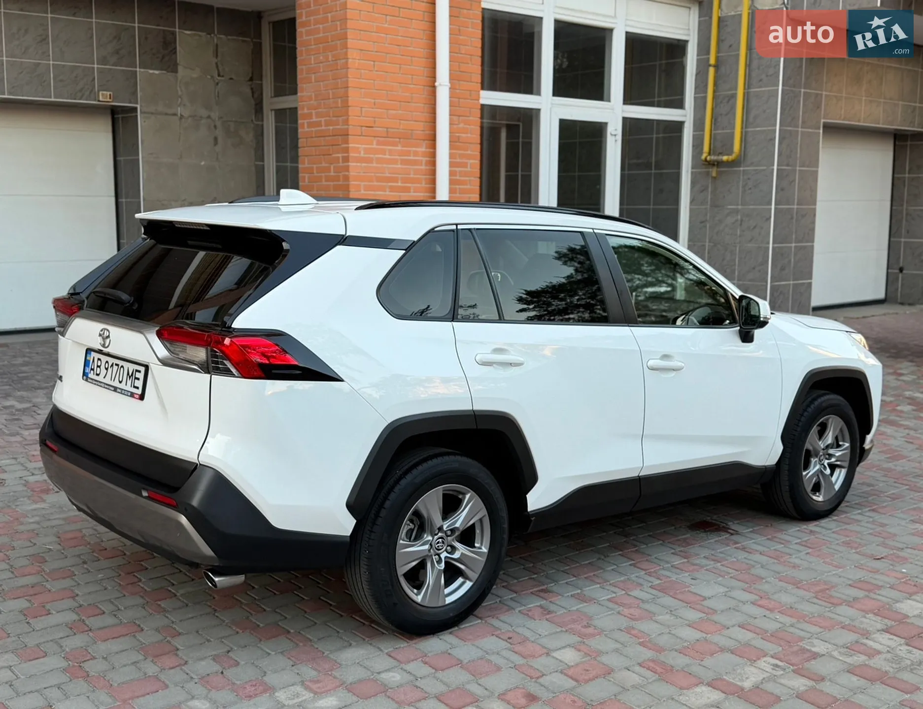 2022 Toyota RAV 4 - мініатюра 8