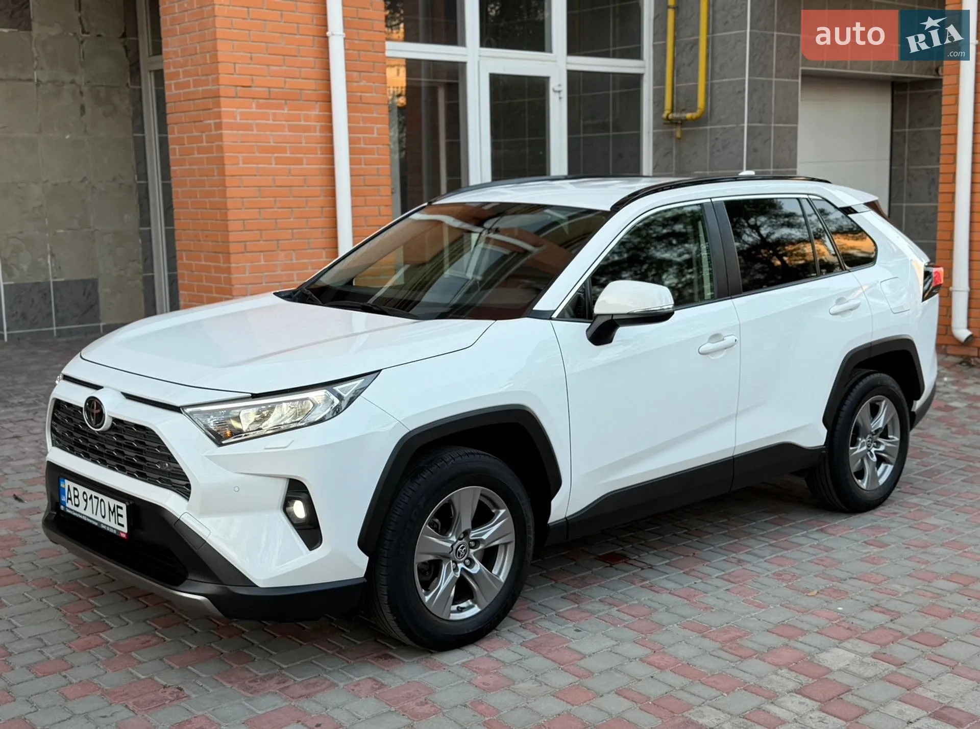 2022 Toyota RAV 4 - мініатюра 11