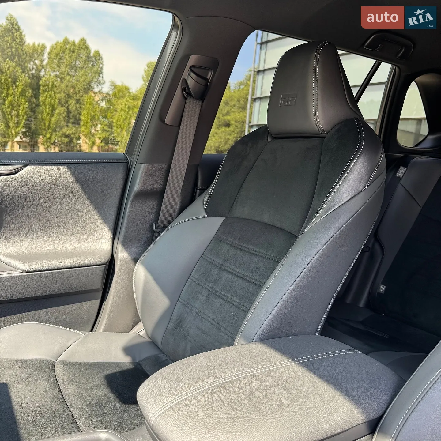 2024 Toyota RAV 4 - мініатюра 18
