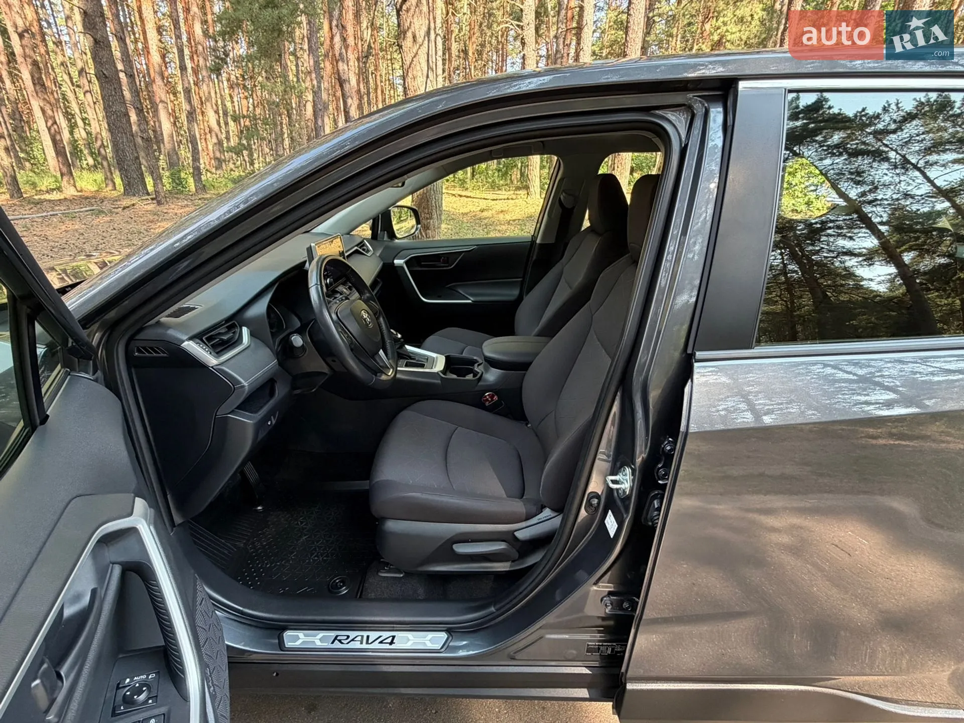 2020 Toyota RAV 4 - мініатюра 38