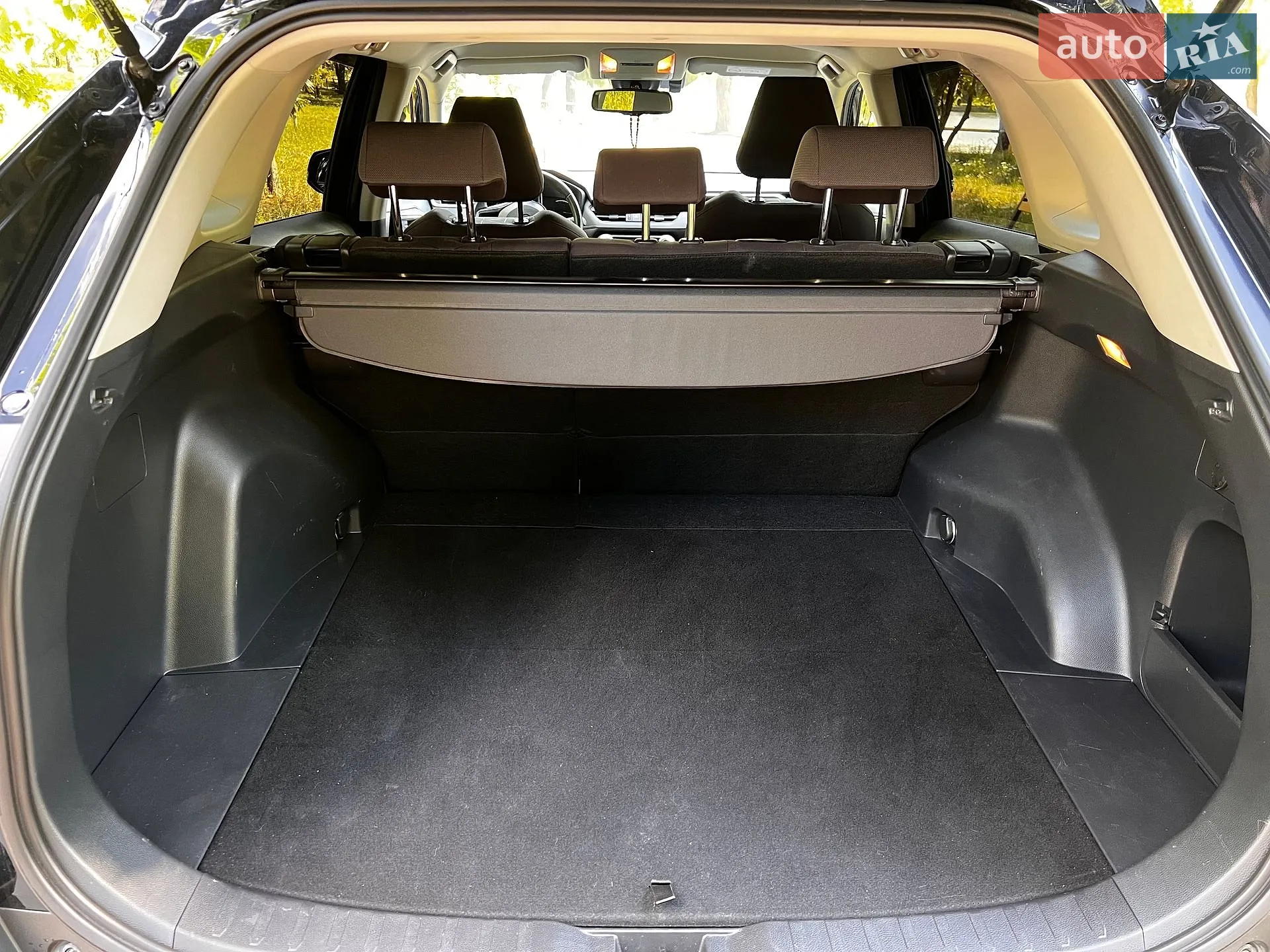 2020 Toyota RAV 4 - мініатюра 11