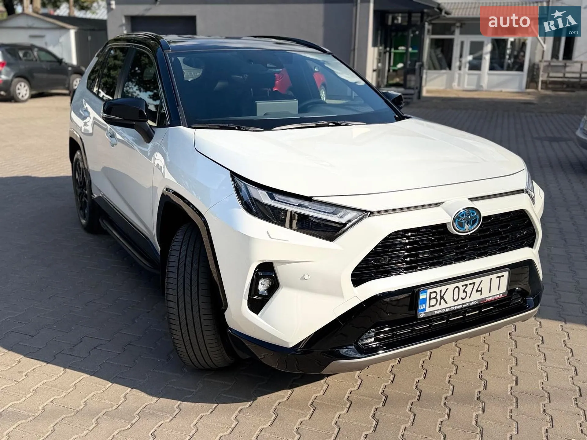 2024 Toyota RAV 4 - фото 1