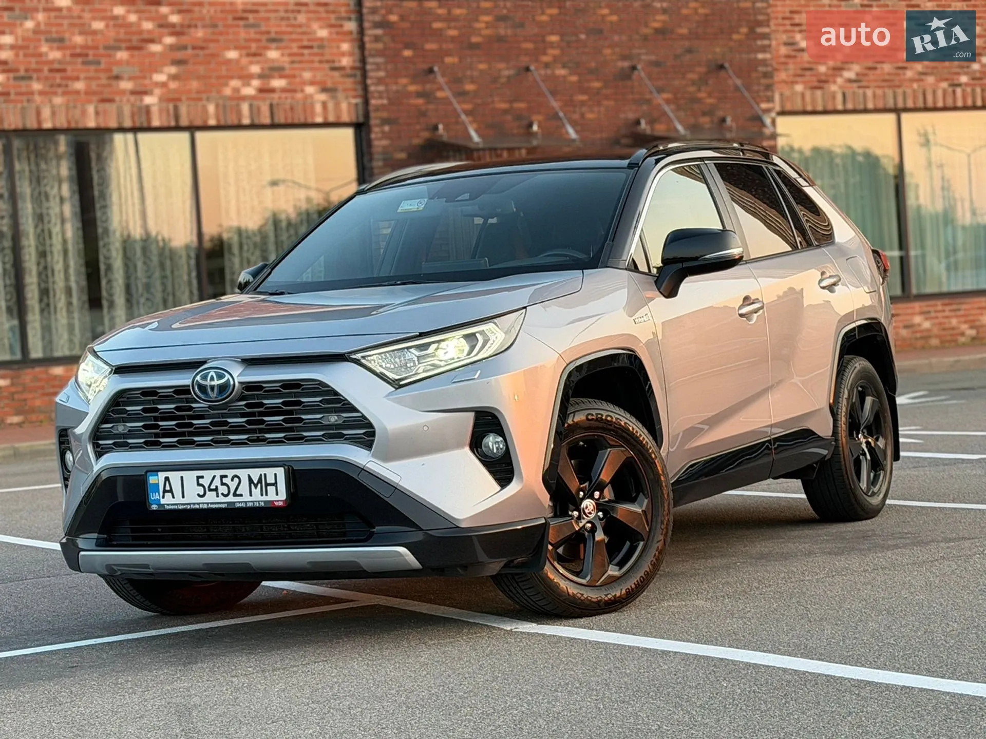 2020 Toyota RAV 4 - мініатюра 2