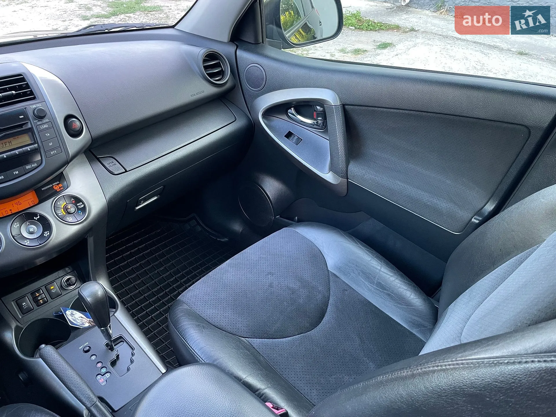 2011 Toyota RAV 4 - мініатюра 76