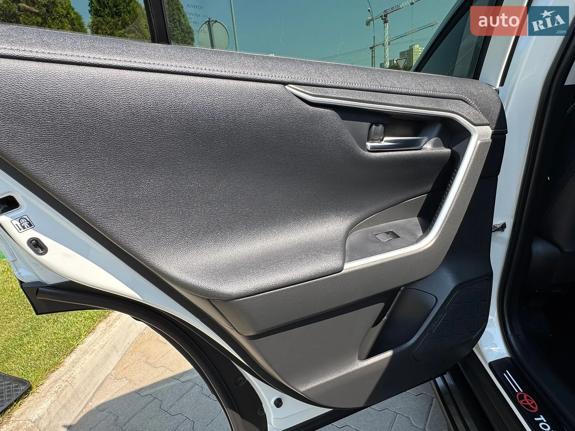 2020 Toyota RAV 4 - мініатюра 48