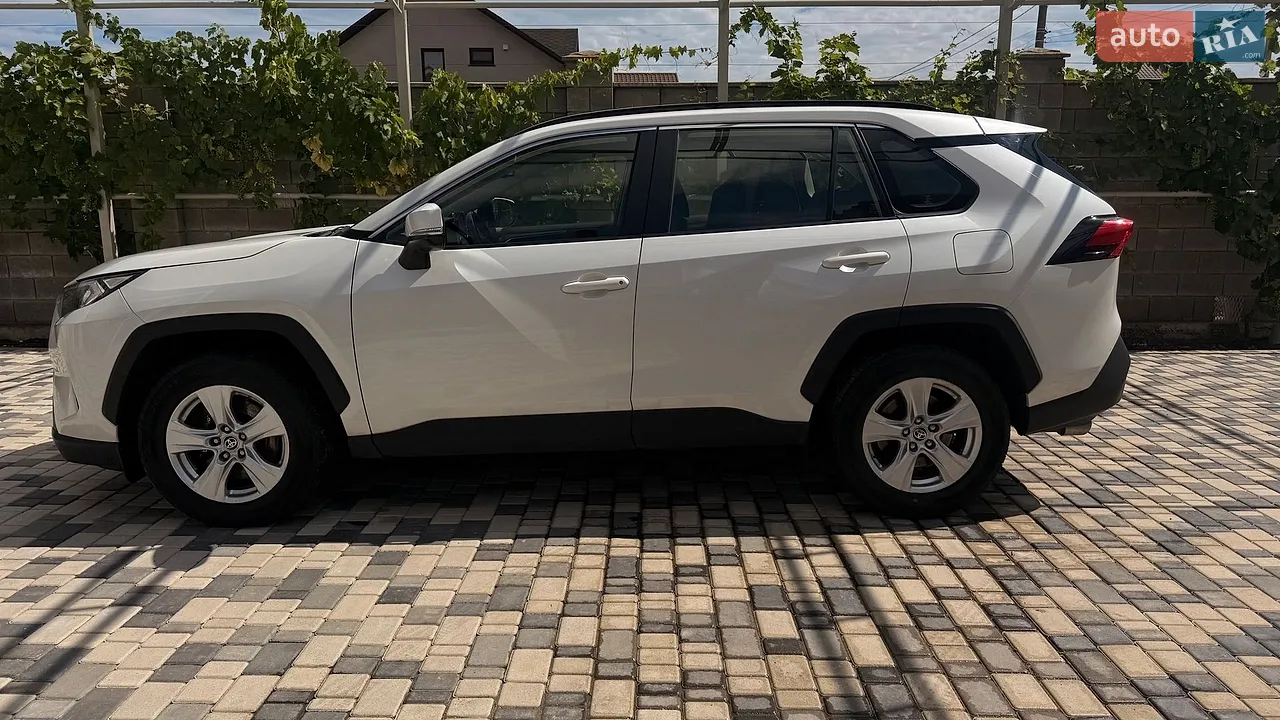 2018 Toyota RAV 4 - мініатюра 17
