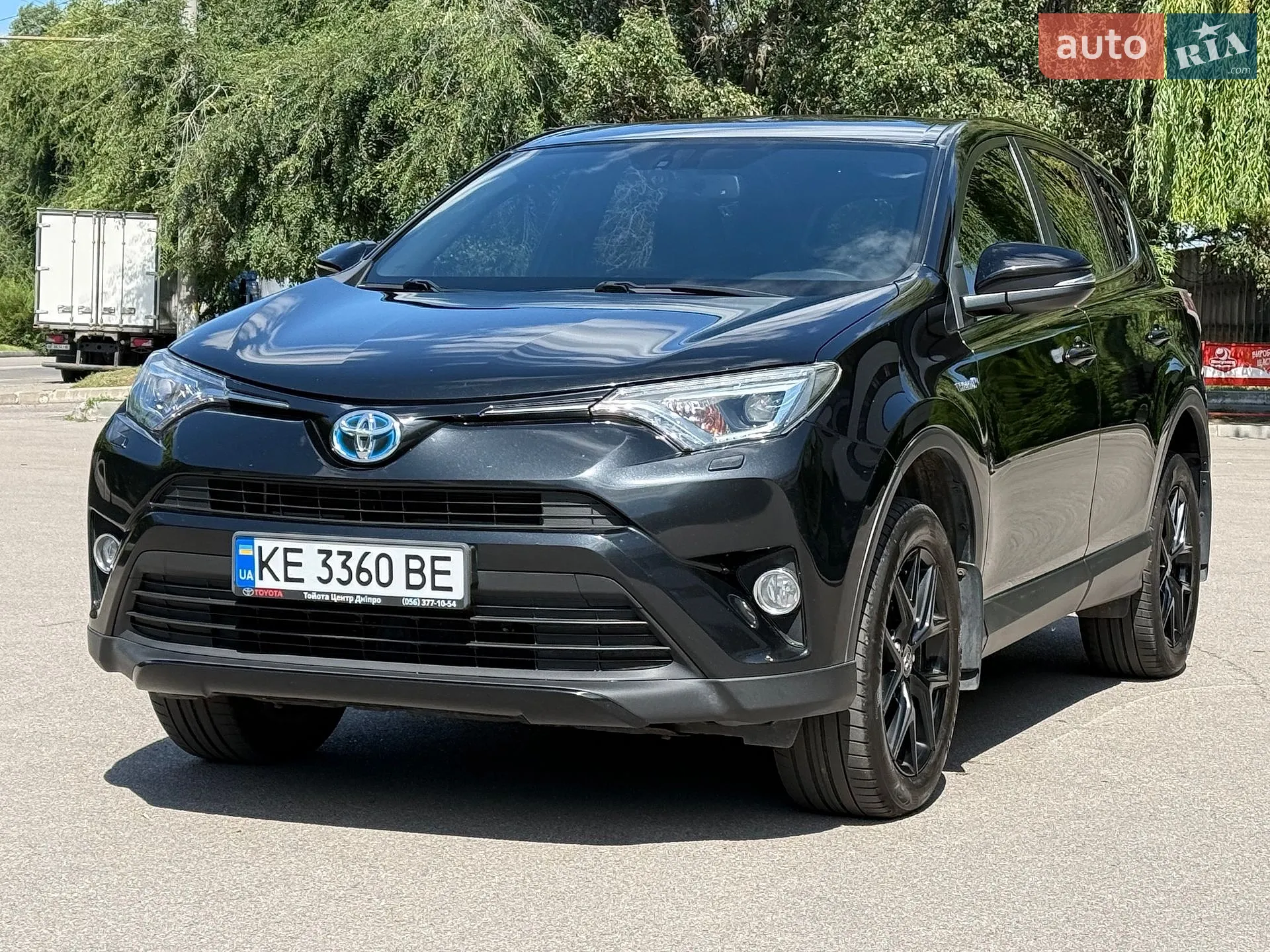 2017 Toyota RAV 4 - фото 1