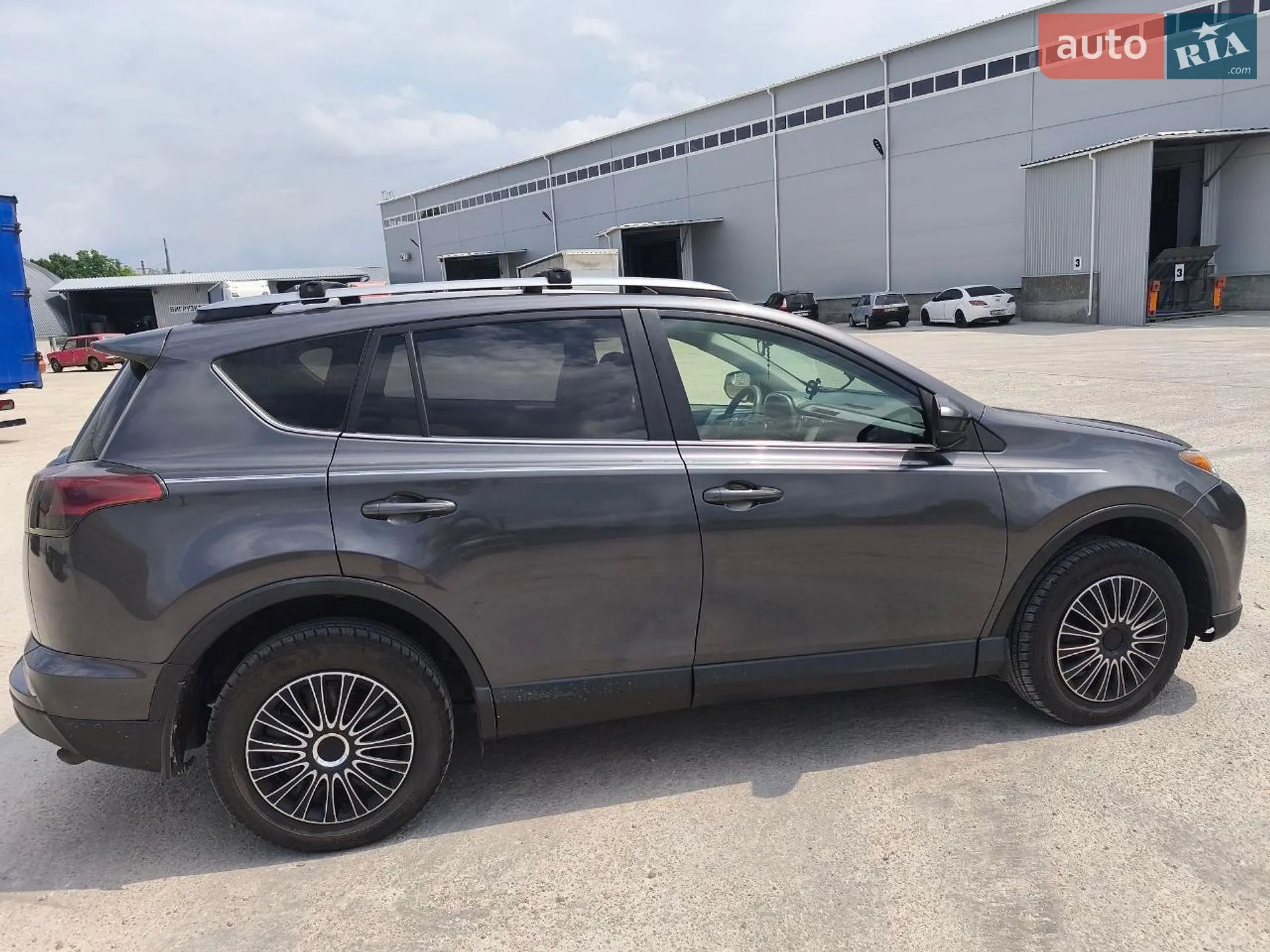 2017 Toyota RAV 4 - мініатюра 8