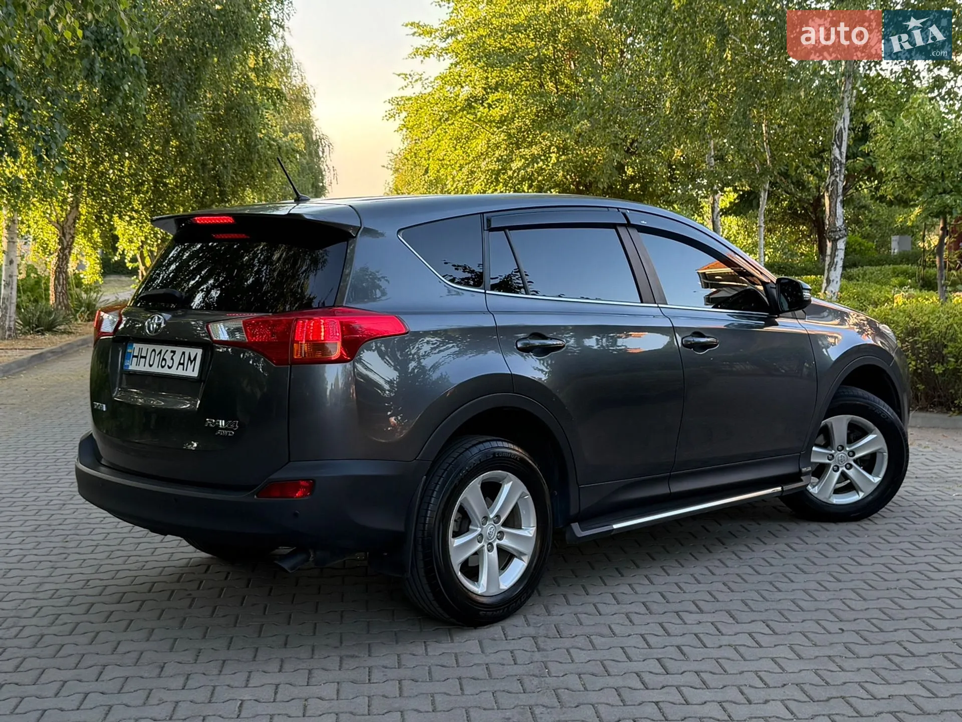 2014 Toyota RAV 4 - мініатюра 9