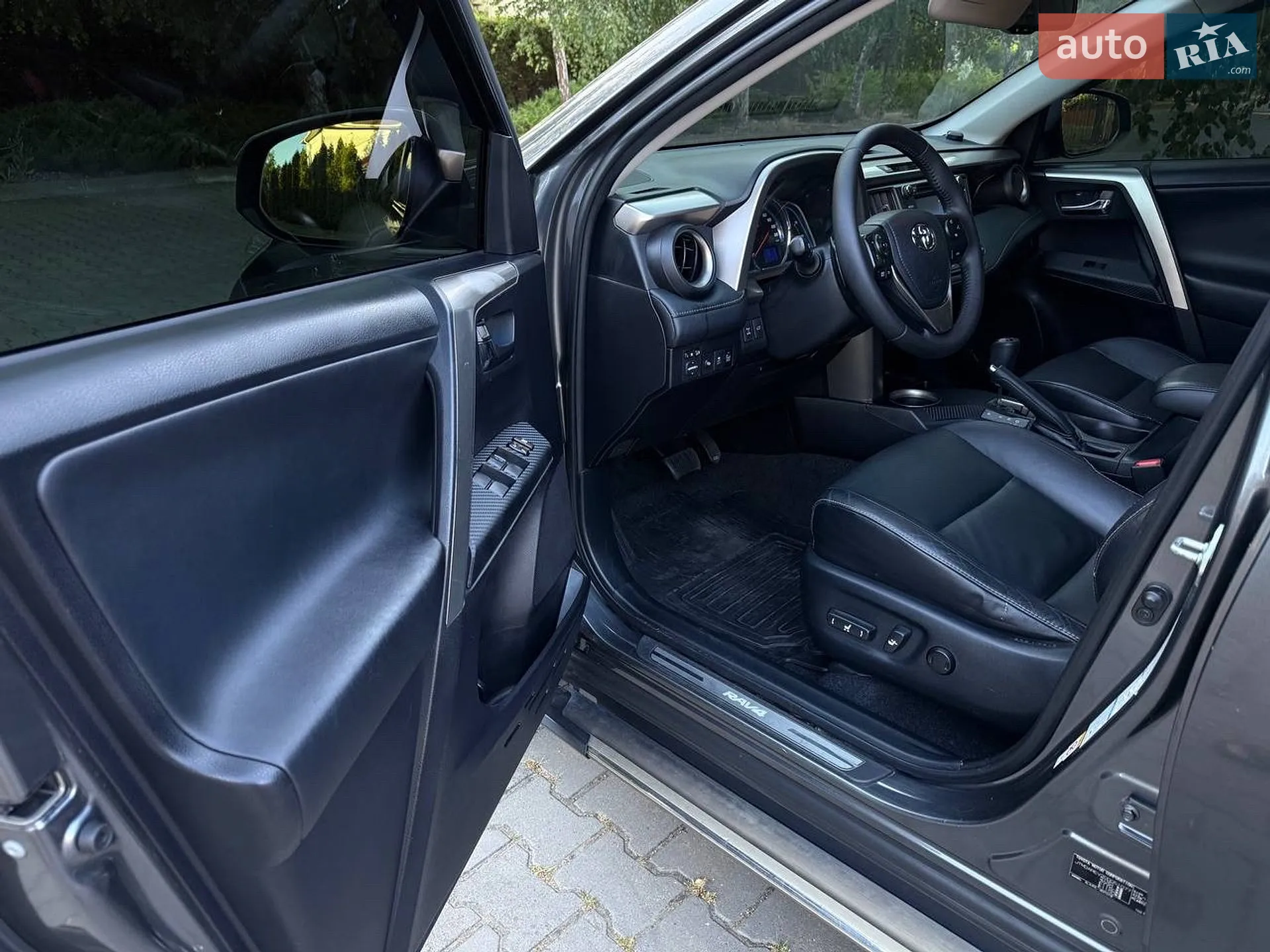 2014 Toyota RAV 4 - мініатюра 16