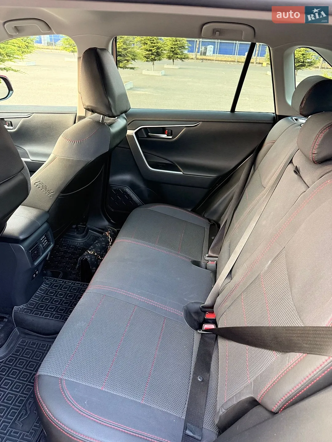 2019 Toyota RAV 4 - мініатюра 15