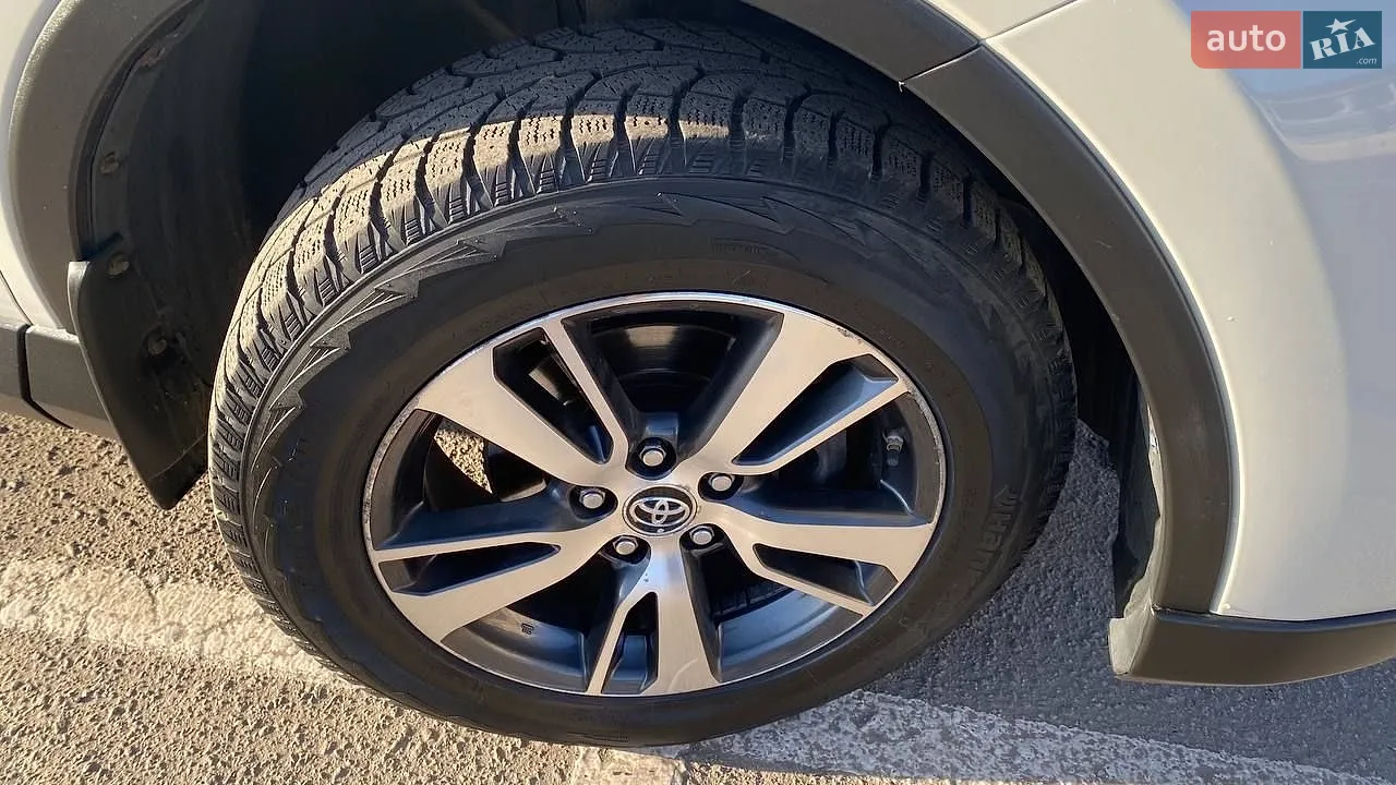 2016 Toyota RAV 4 - мініатюра 15
