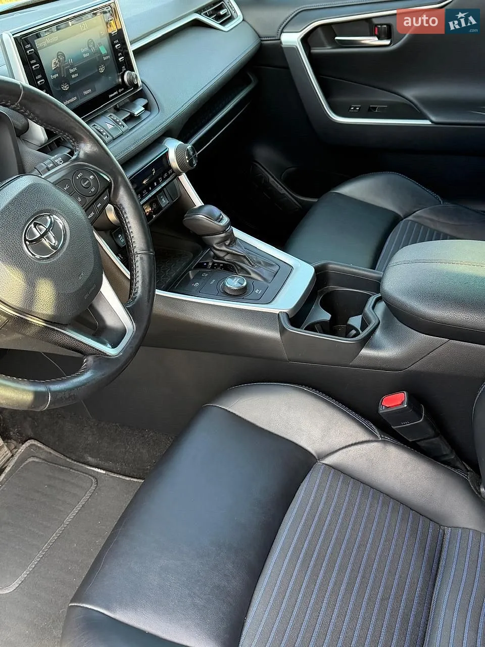 2019 Toyota RAV 4 - мініатюра 4